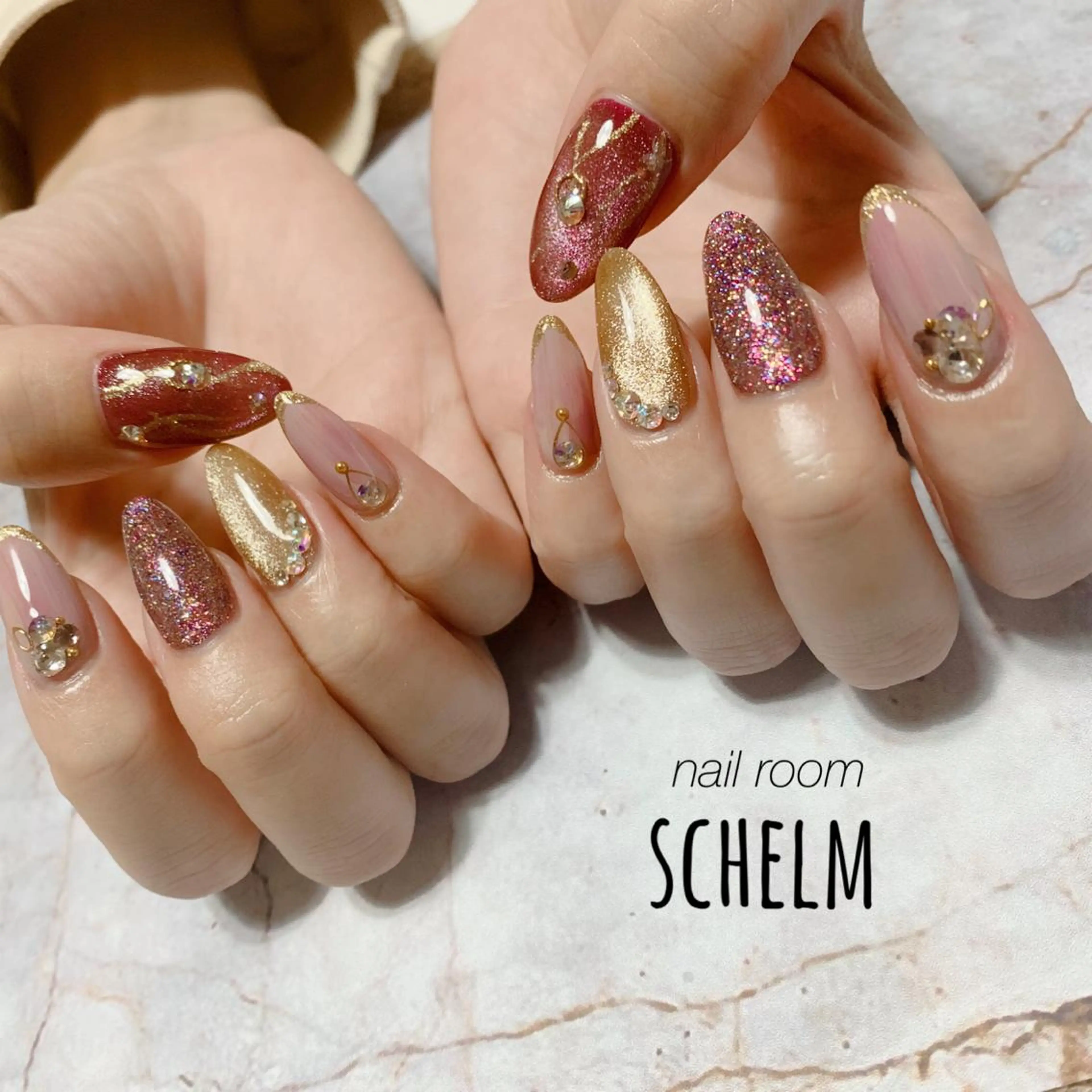 ネイル ハンドネイル nail room シュレムのネイルデザイン