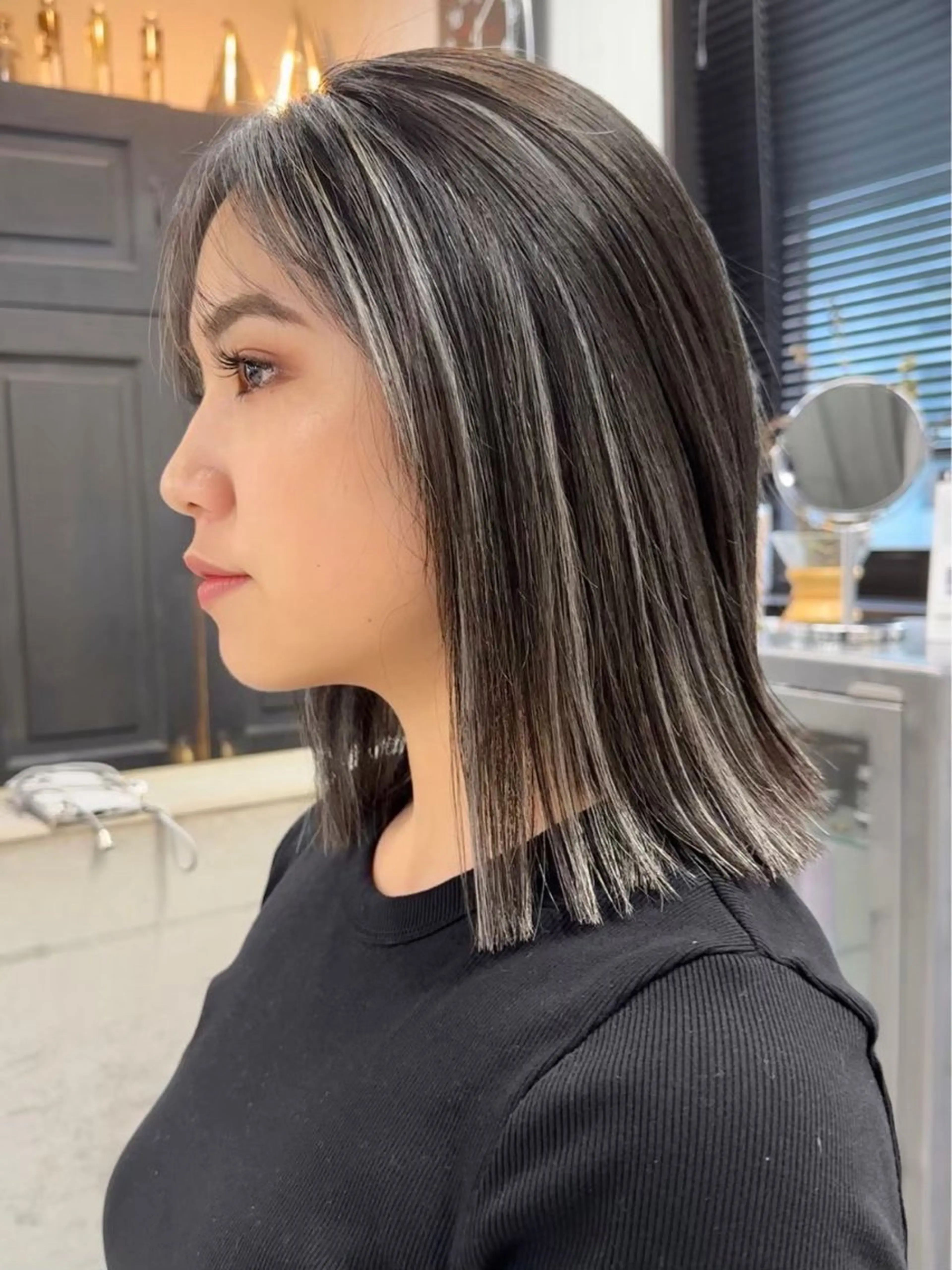 ミディアム カラー 🫐寒色系カラー 🫐ヤマナカリリカのヘアスタイル