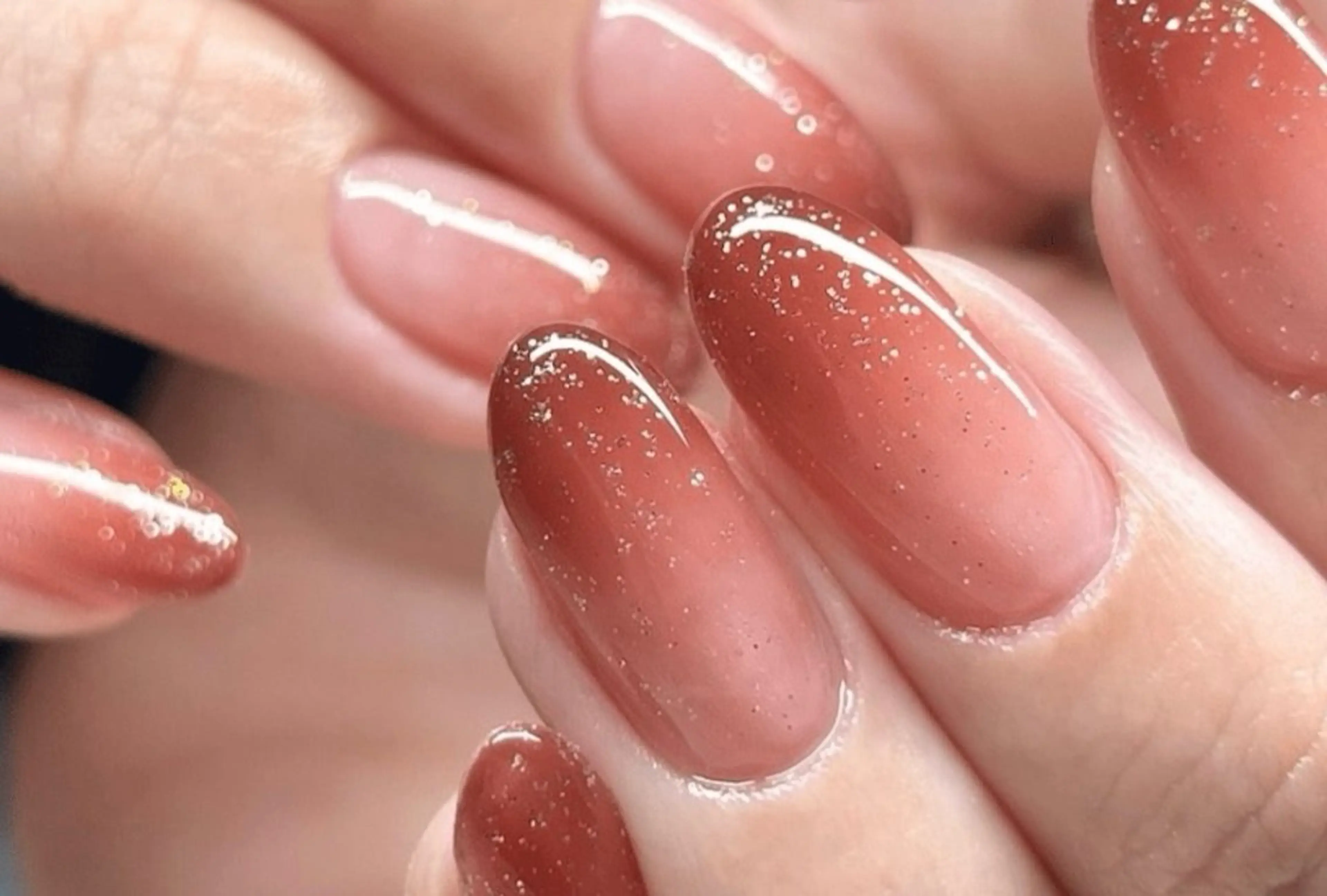 オフ無料✨🩷💛グラデーション💅💙🧡の写真
