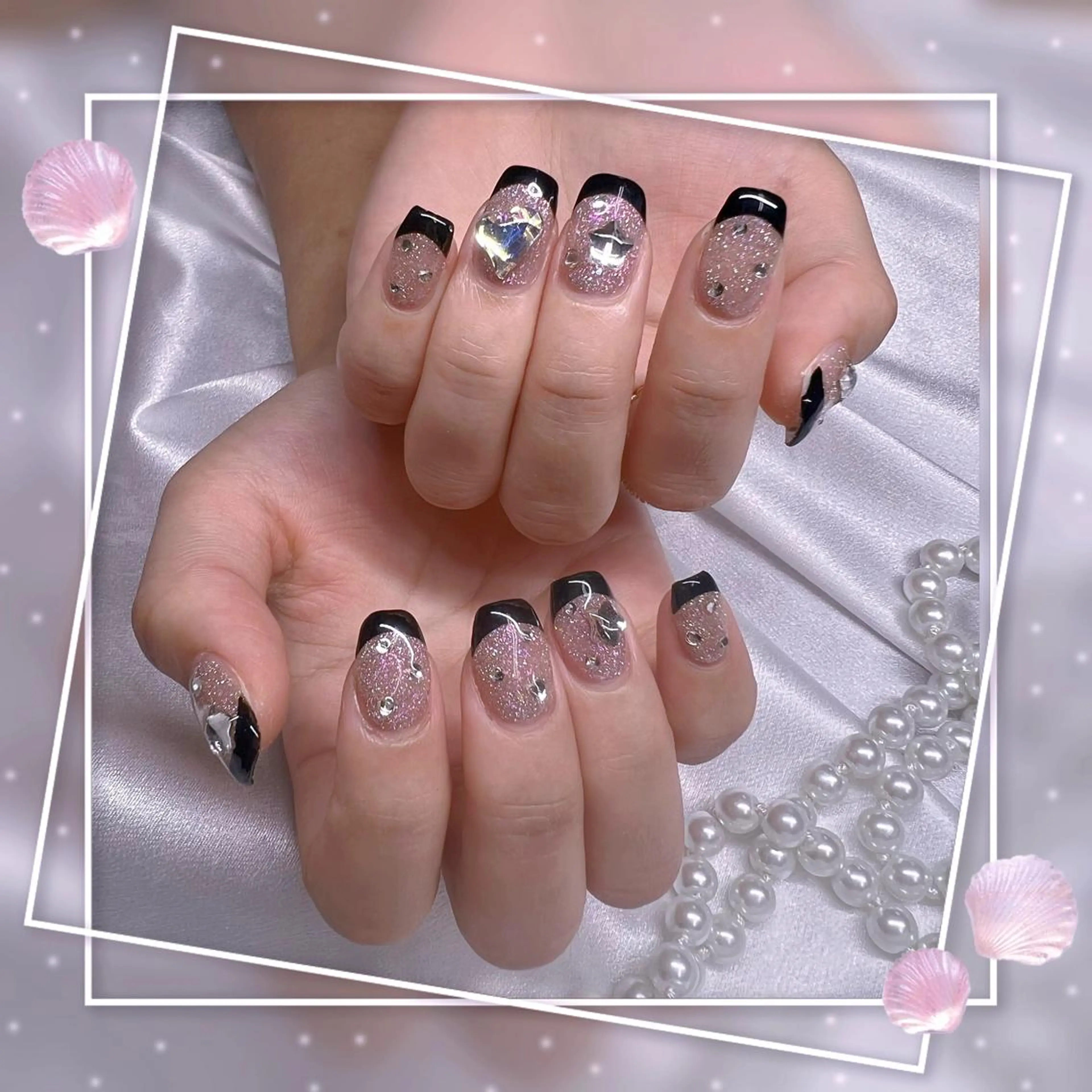 ネイル フレンチネイル キラキラネイル 韓国ネイル マグネットネイル マグネットフレンチ ハンドネイル ハンドケア Chill Nailsalonのネイルデザイン