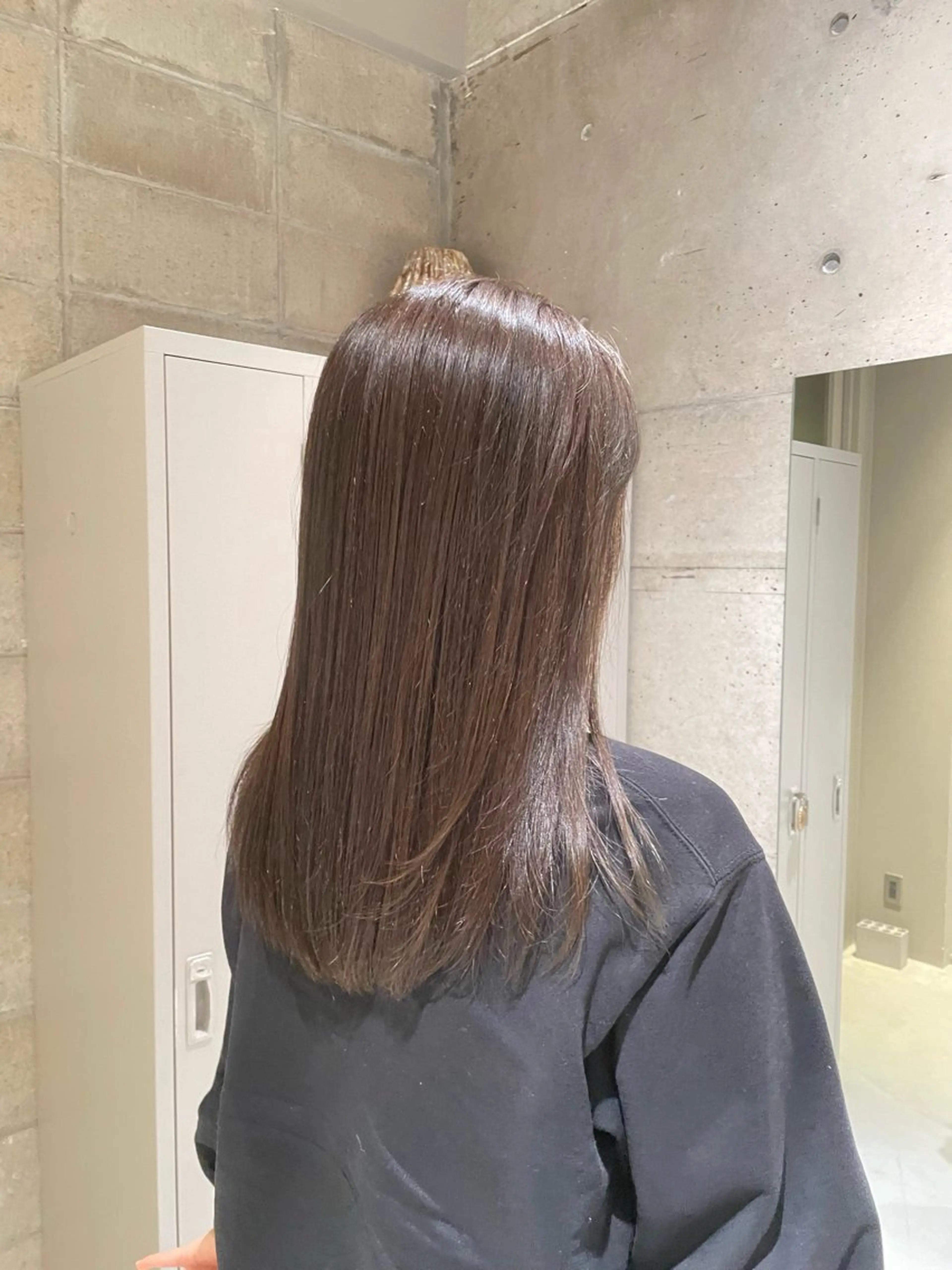 ロング カラー オリーブグレー カット ヘアカラー トリートメント IDEN AND TITY所属・艶髪🌿🫧 yukakoのヘアスタイル