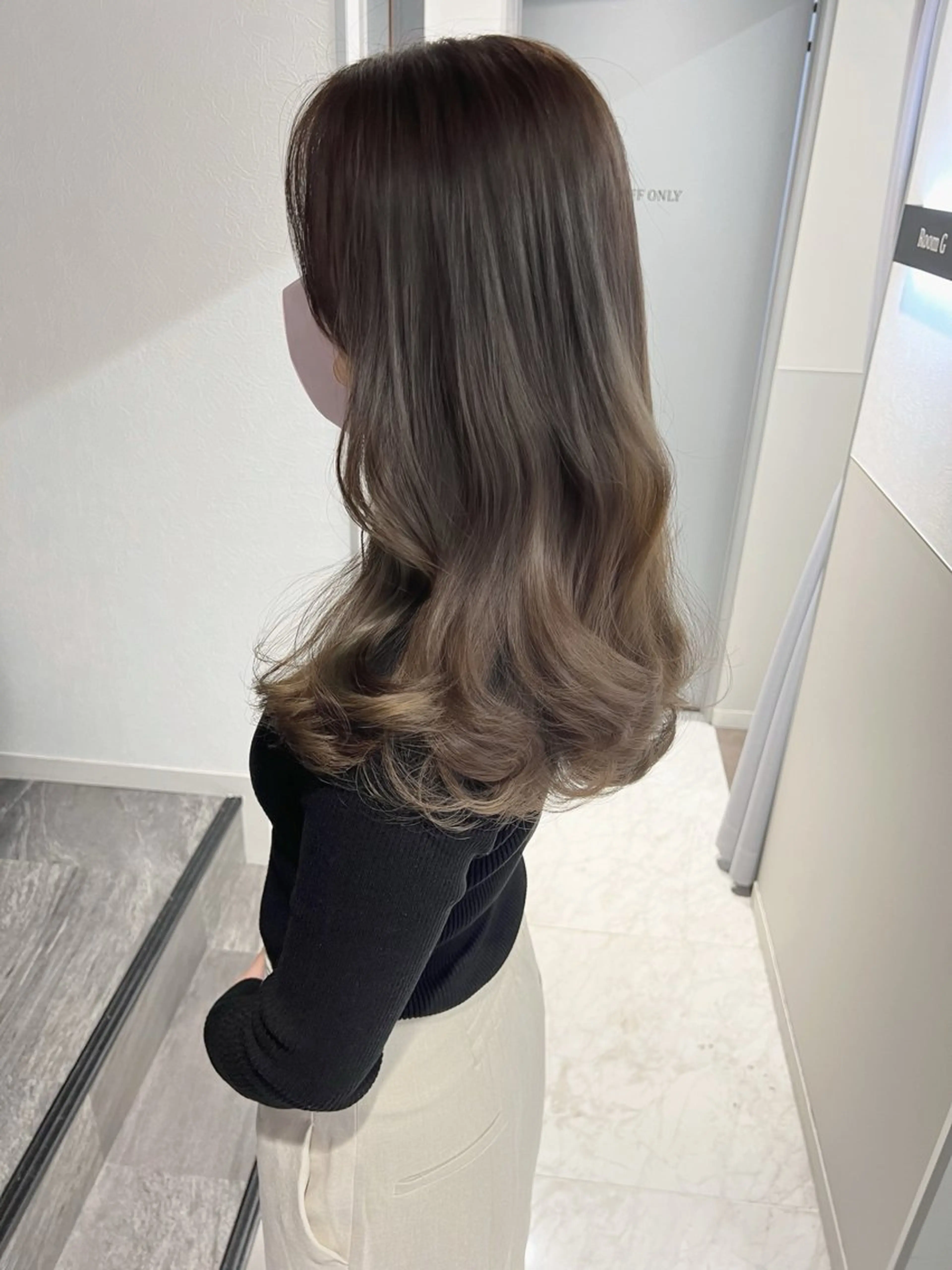 セミロング カット ヘアカラー トリートメント 韓国モテhair🍑 momoのヘアスタイル