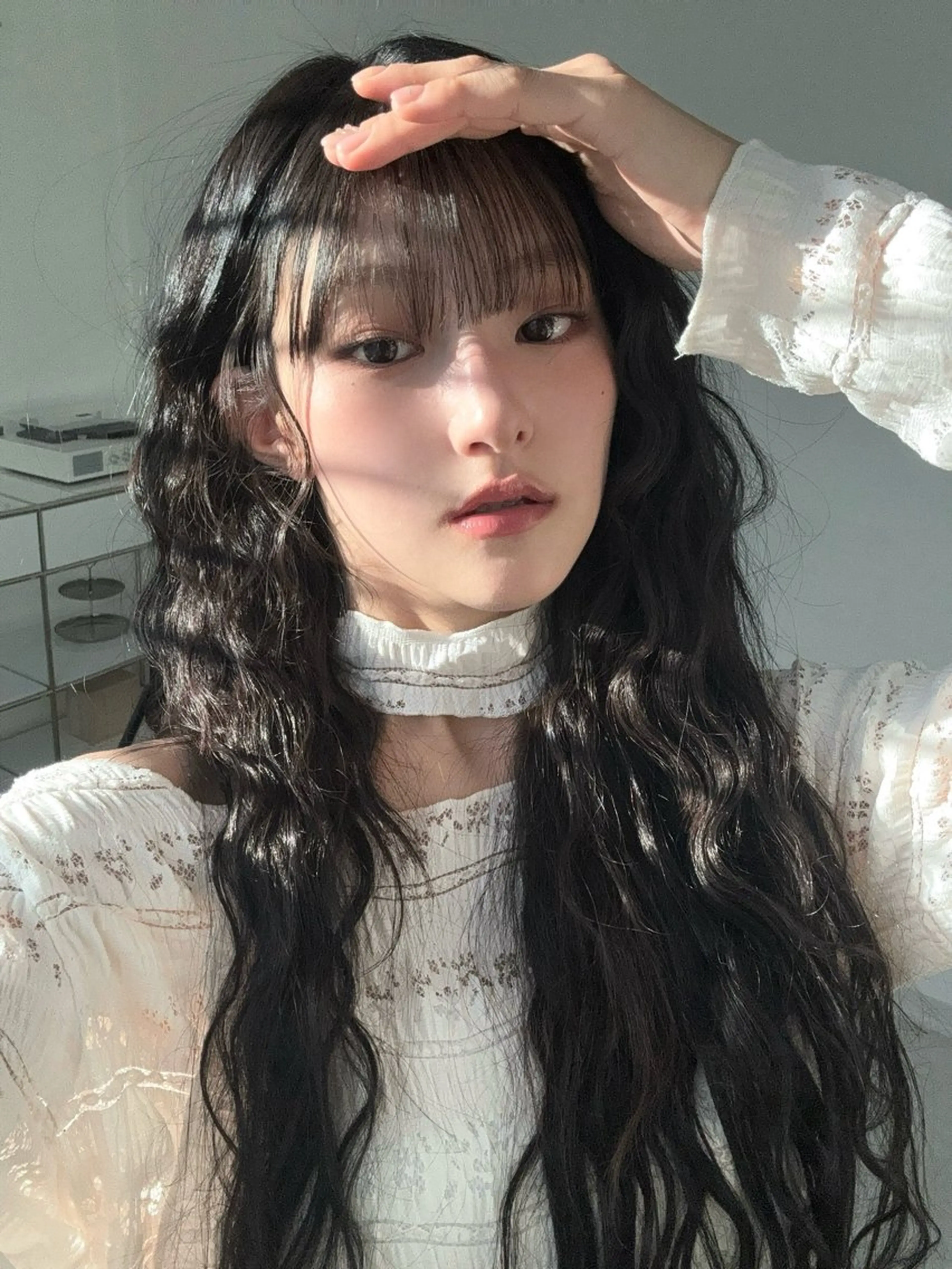 ロング カラー ヘアアレンジ カット ヘアカラー トリートメント 寒色アイドルカラー JUNOチナツのヘアスタイル