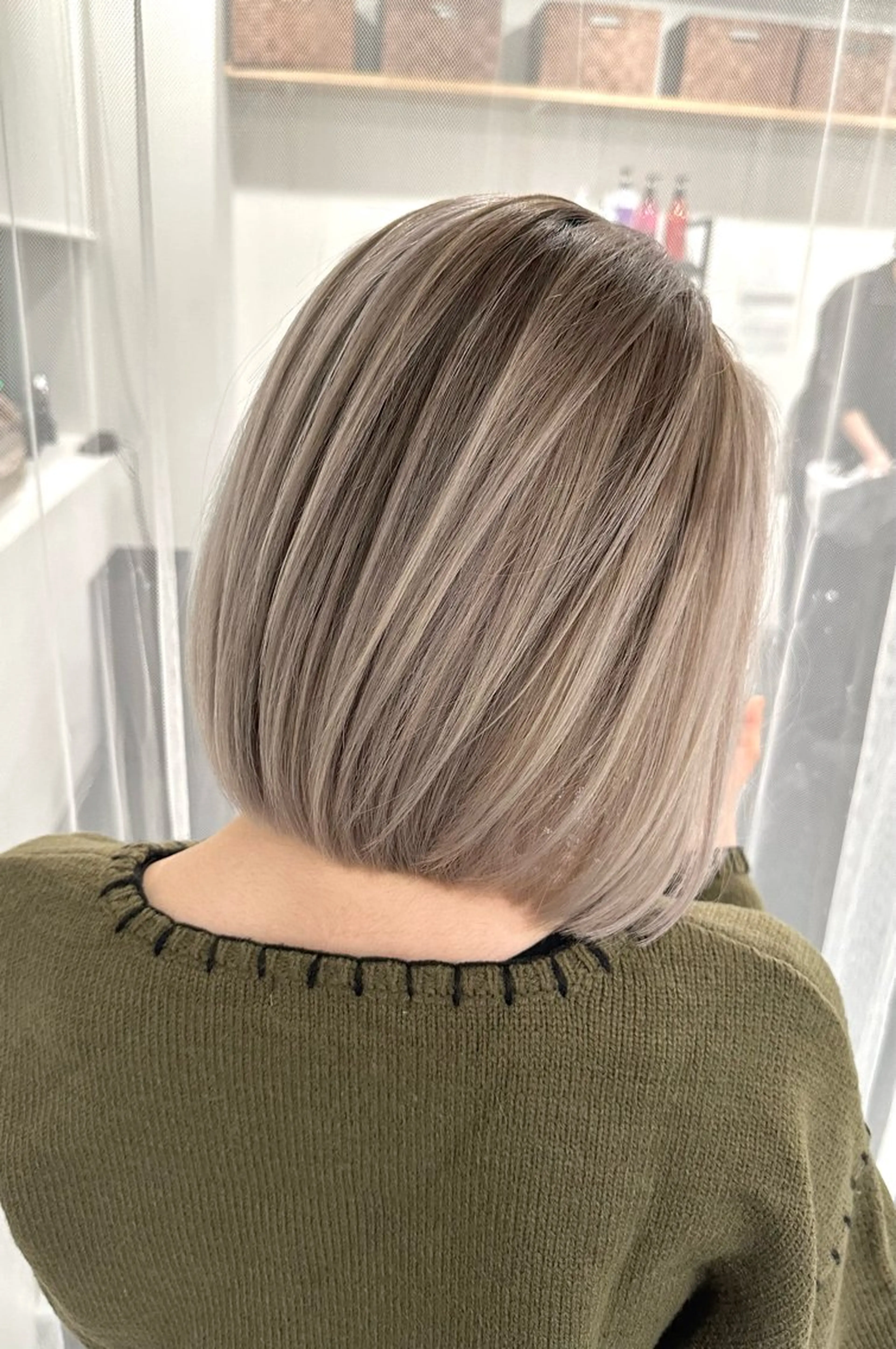 ショート カラー ショートボブ アディクシーカラー バレイヤージュ ブリーチ ケアブリーチ トリートメント JIL BLAN 京都のヘアスタイル