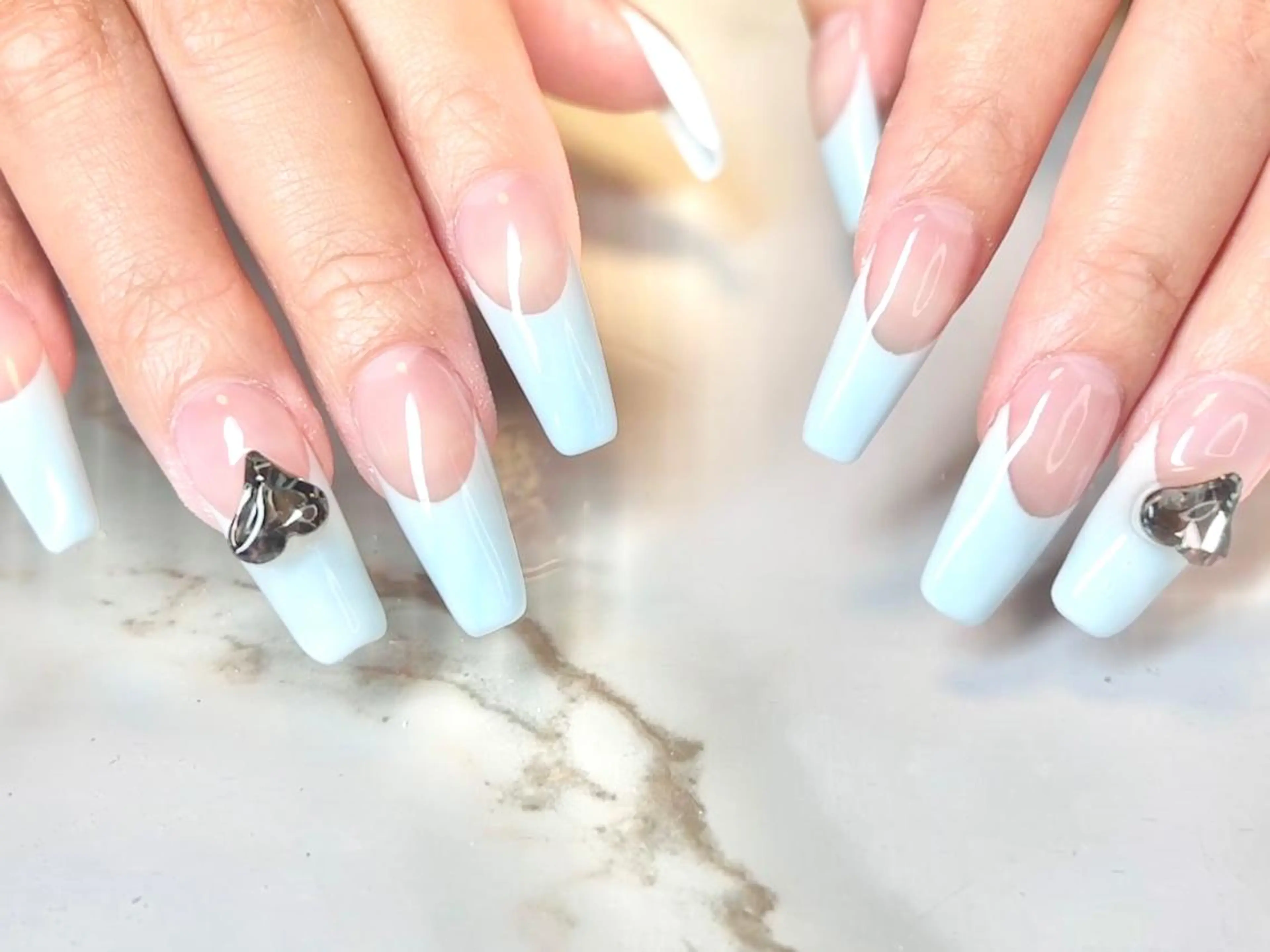 ネイル アートネイル フレンチネイル ジェルネイル ハート マグネットネイル ネイリスト シンのネイルデザイン