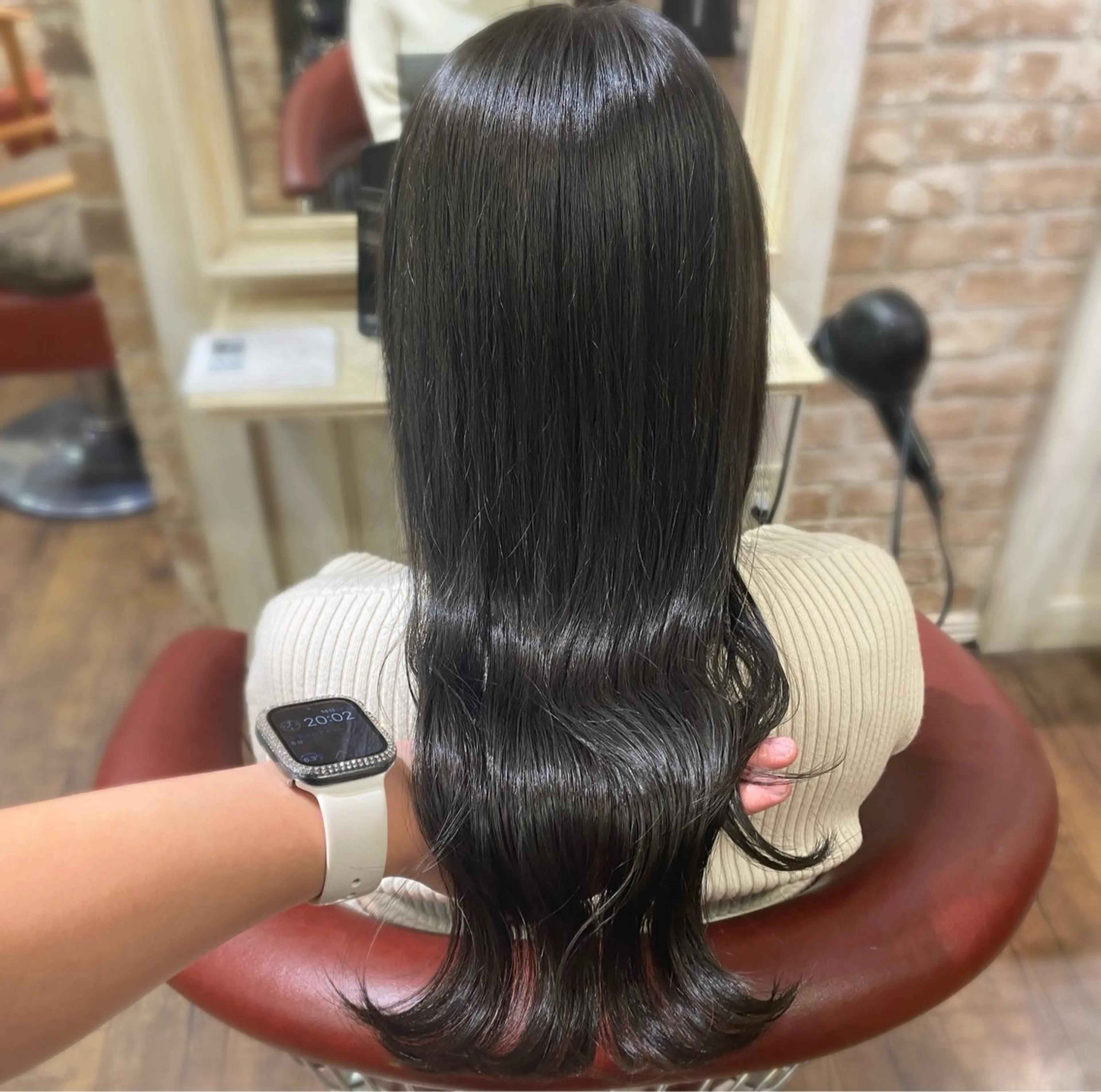ロング カラー オリーブカラー 💙かとう なお💙のヘアスタイル