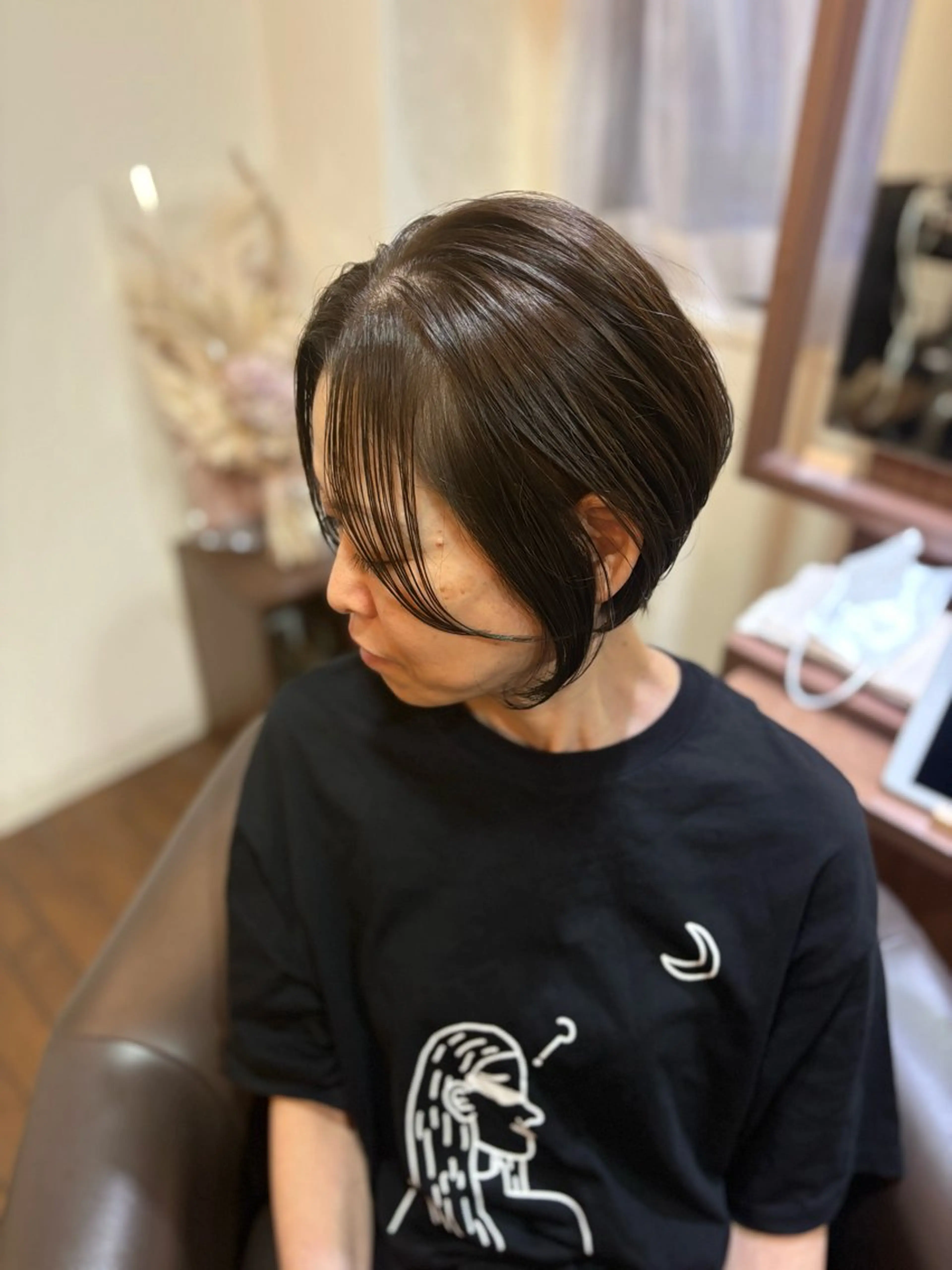 ショート カラー グレージュ オリーブグレージュ オリーブグレー pinue所属・三浦 萌佳のヘアスタイル