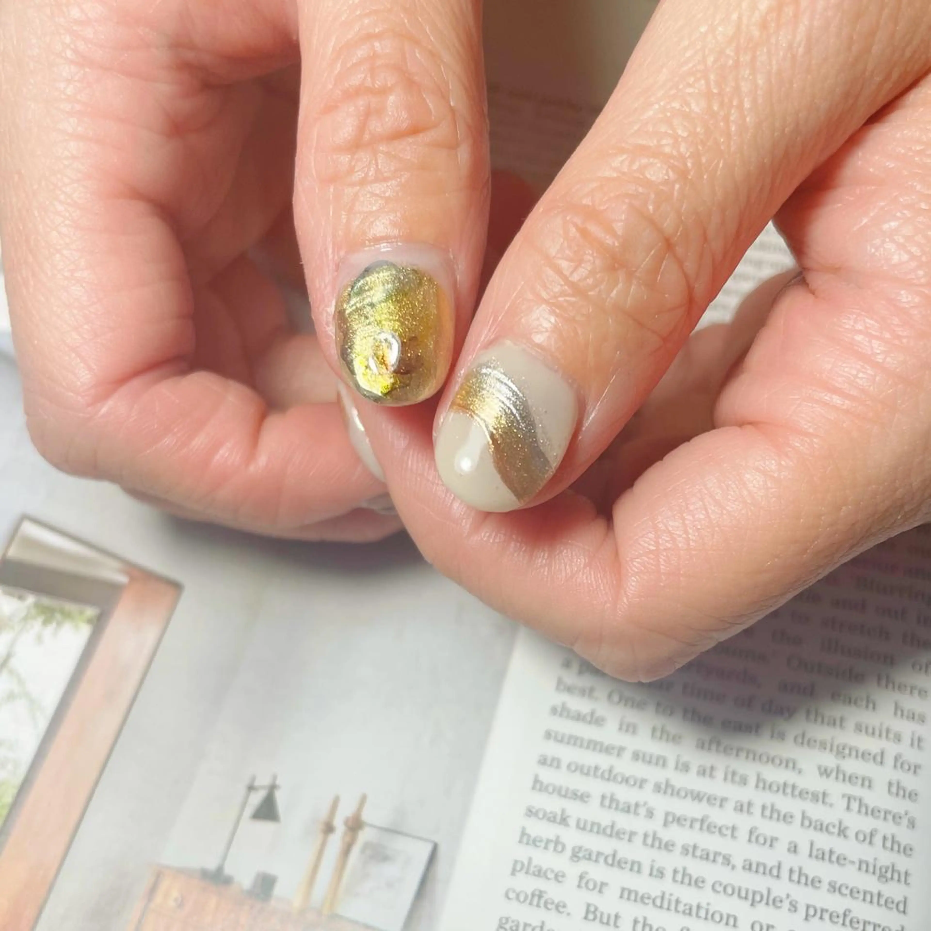 ネイル ニュアンスネイル Lofinails ちひろのネイルデザイン
