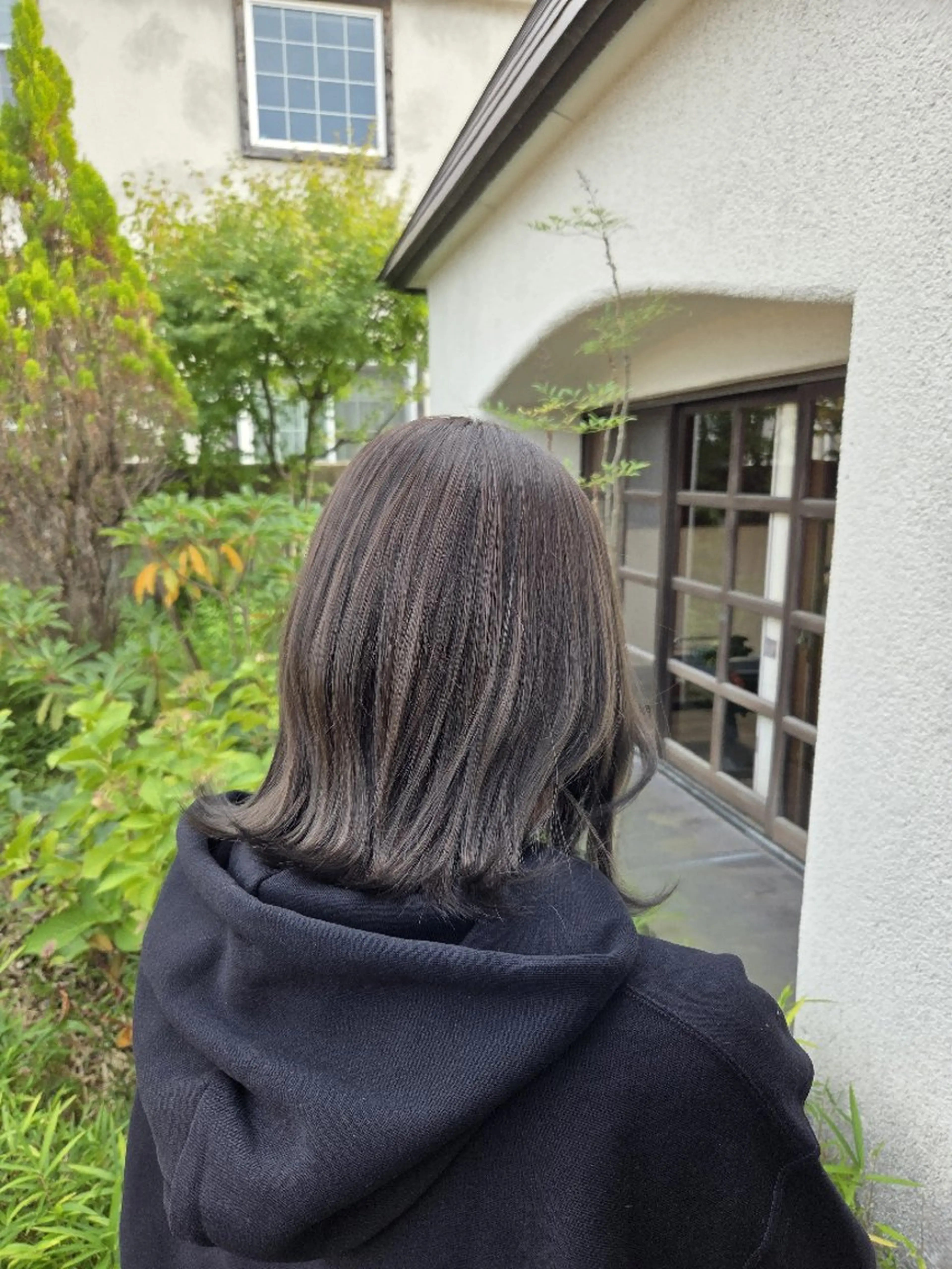 ミディアム カラー ブリーチ 透明感カラー グレージュ ブリーチなしカラー ヘアカラー 松江 幸世のヘアスタイル