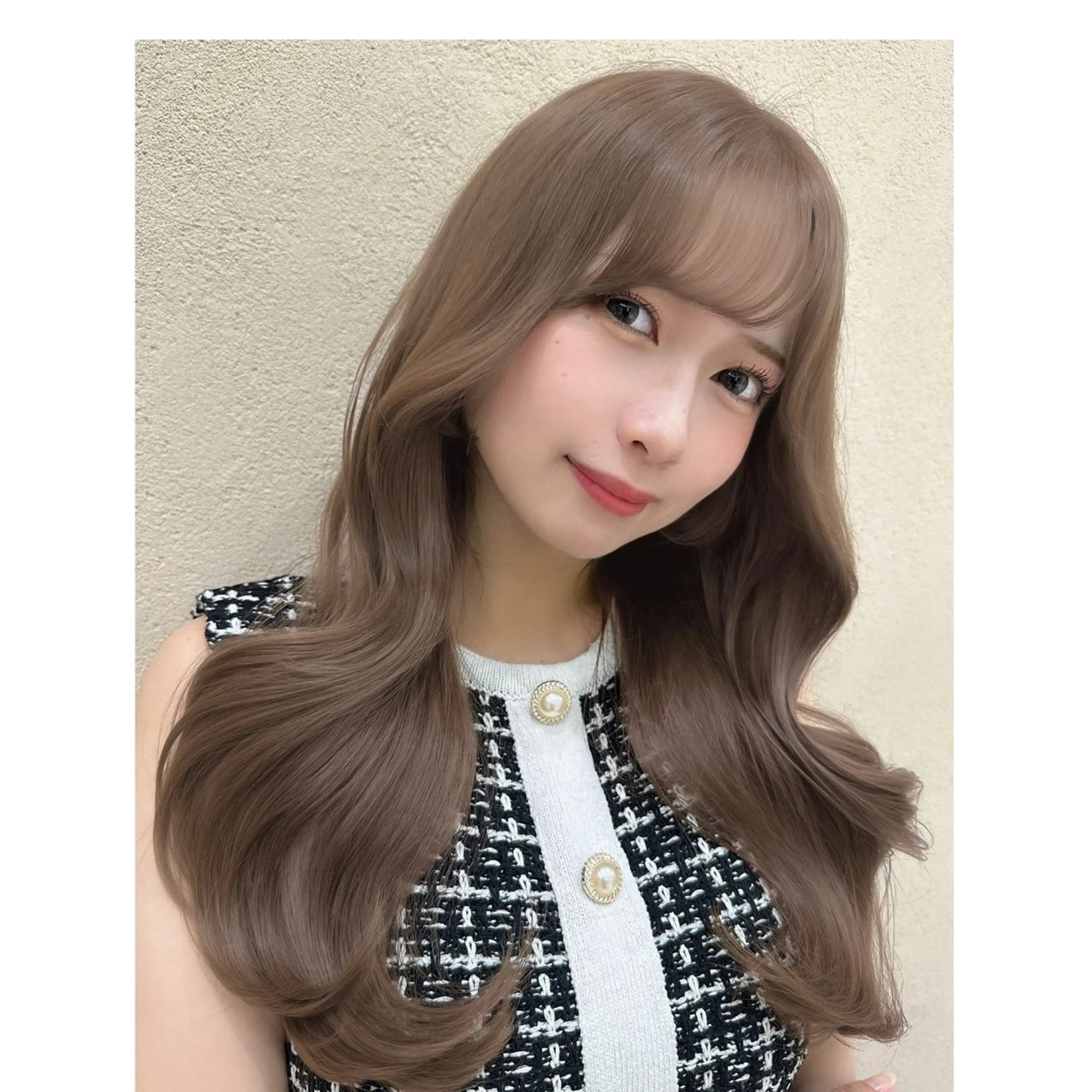 ロング アッシュ くびれヘア ハイライト 髪質改善 ヨシンモリ カット ヘアカラー トリートメント 韓国レイヤー/ミルク ティー🦋高橋　暖のヘアスタイル