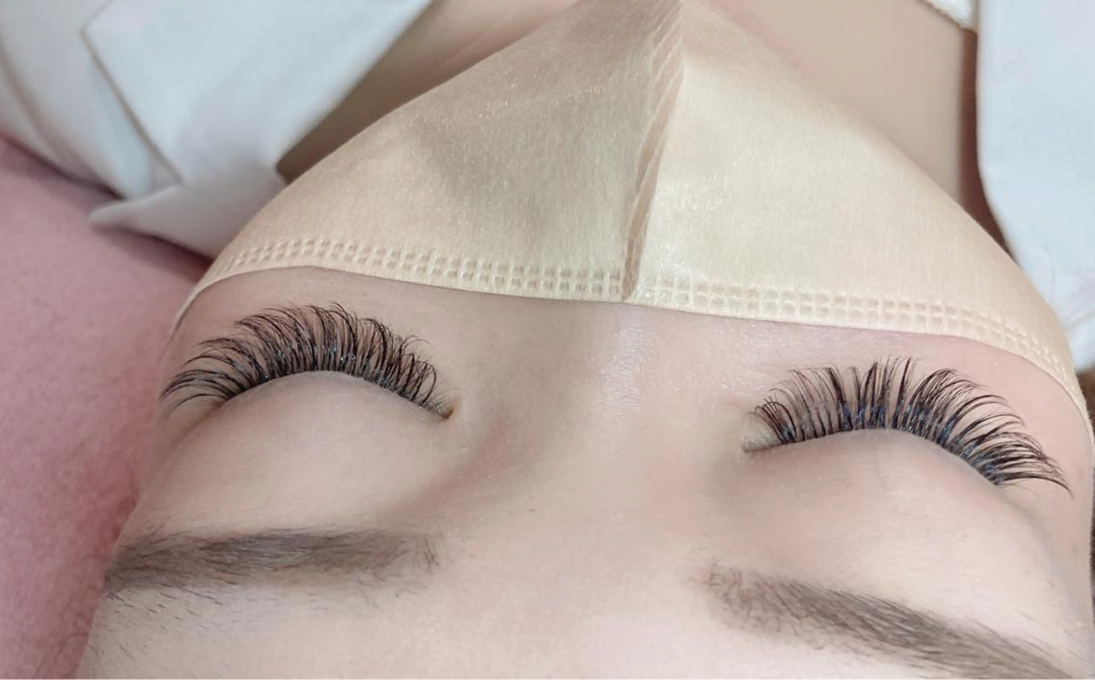 マツエク・マツパ ボリュームラッシュ Eye Glossのマツエク・マツパデザイン