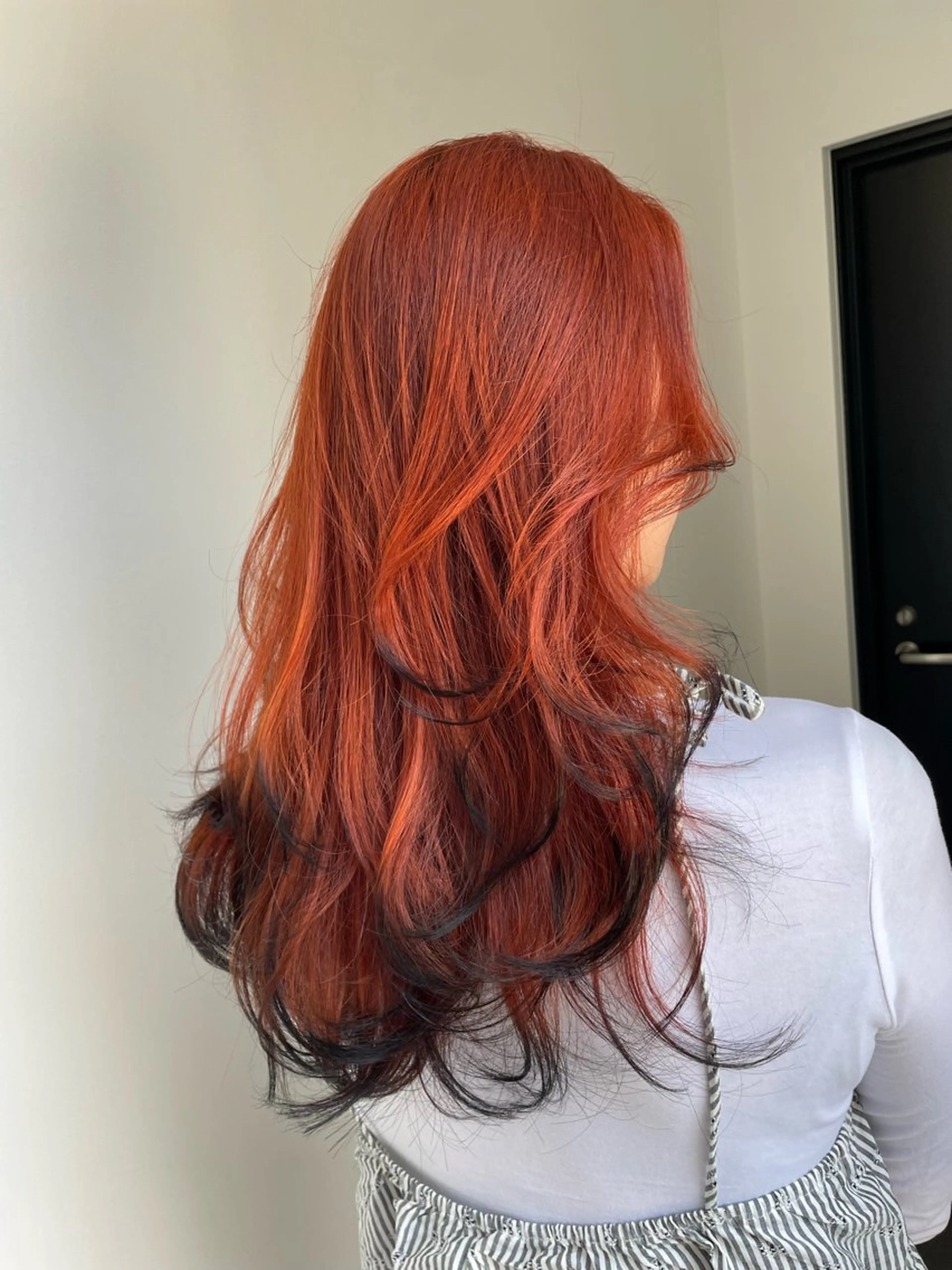 ロング カラー 黒髪 オレンジ レイヤーカット カット ヘアカラー トリートメント STAR RIVER所属・YUI/ ブリーチカラー🌷のヘアスタイル