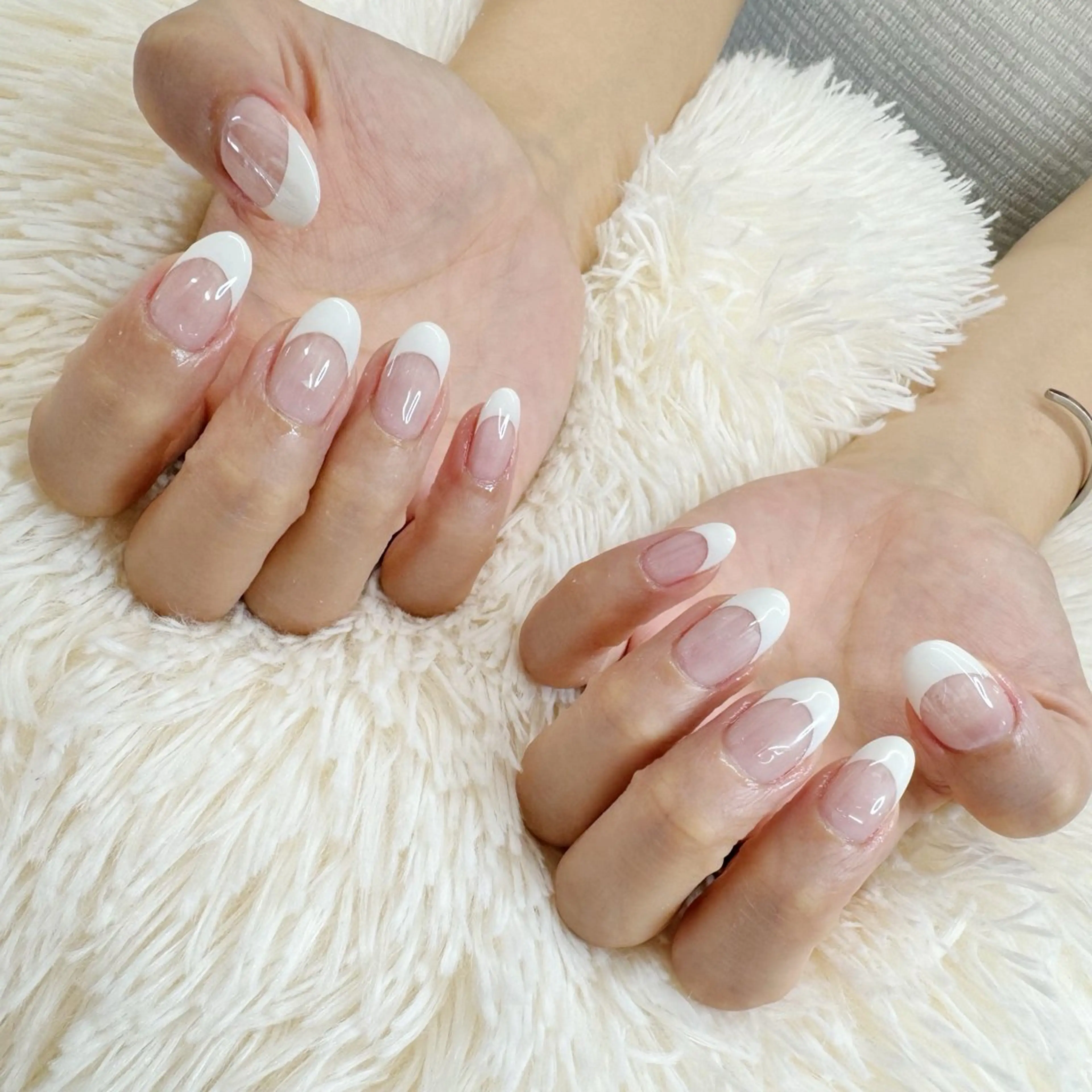 🎀フレンチネイル🎀✨初回ソフトジェルオフ込みの写真