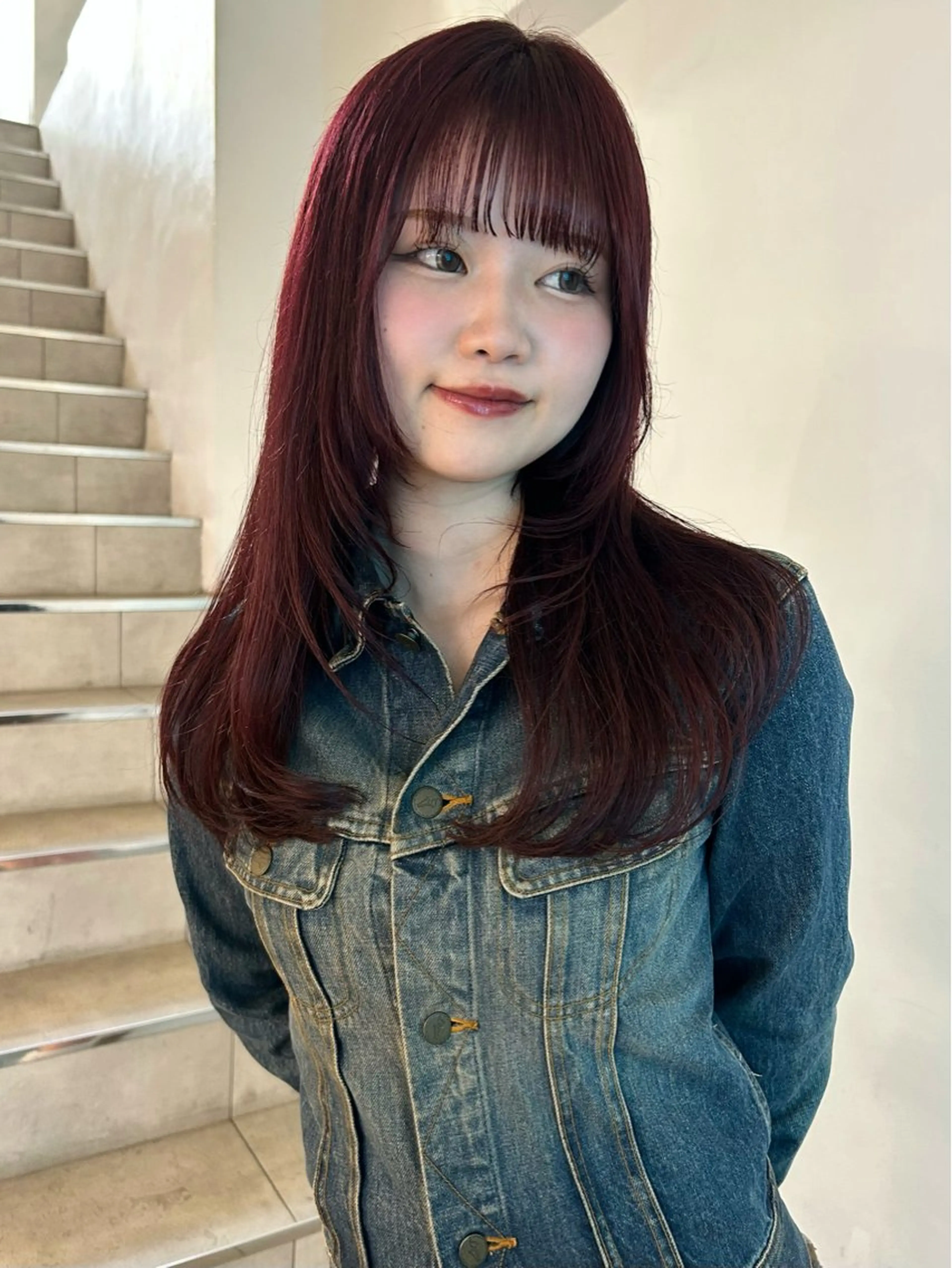 ミディアム カラー ヘアカラー 🌟暖色系ハイトーン 🌟AIのヘアスタイル