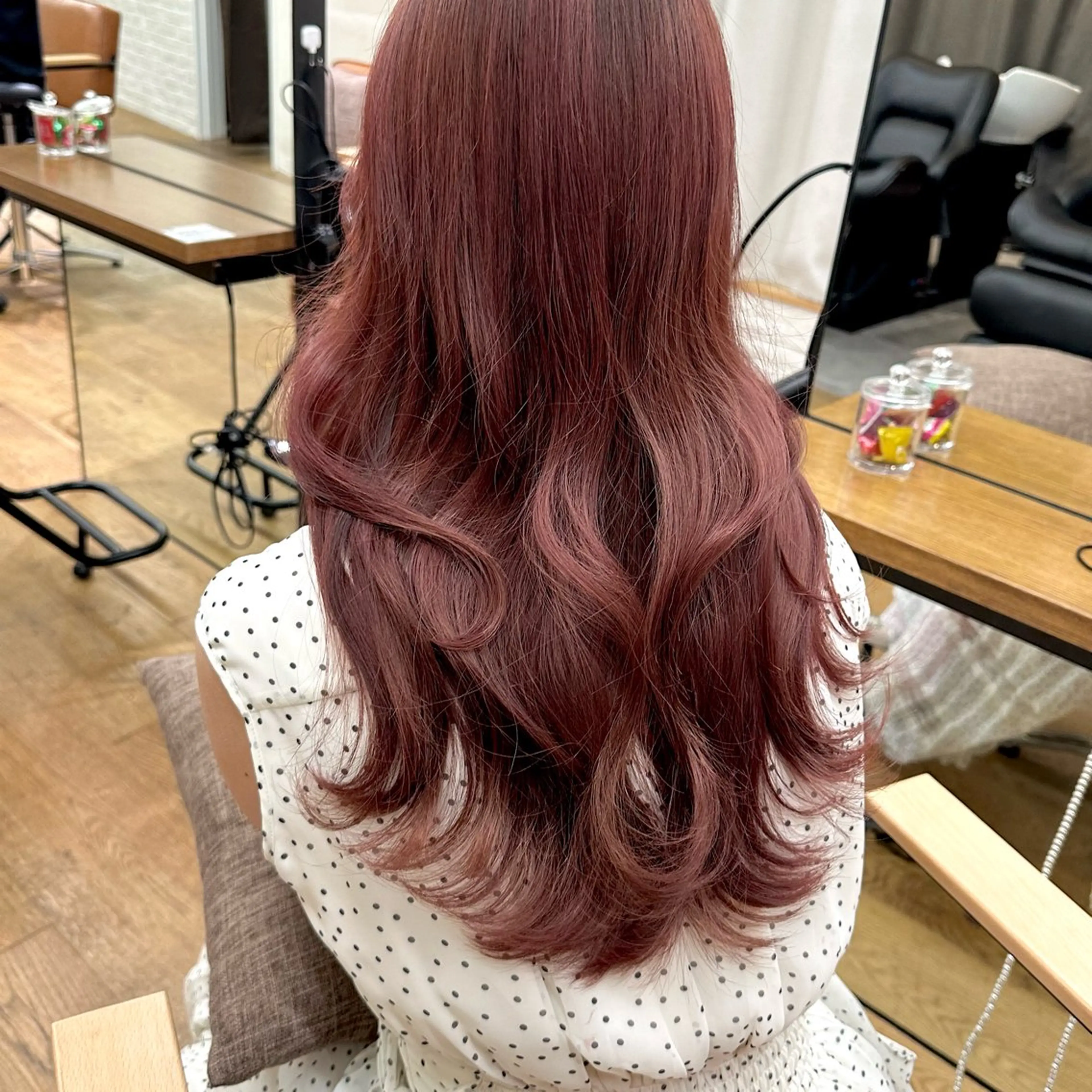 ロング カラー パーマ ヘアアレンジ メンズ キッズ ネイル マツエク・マツパ アイブロウ ヘアセット 顔周りcut/ 艶ワンカラー♥ちさきのヘアスタイル