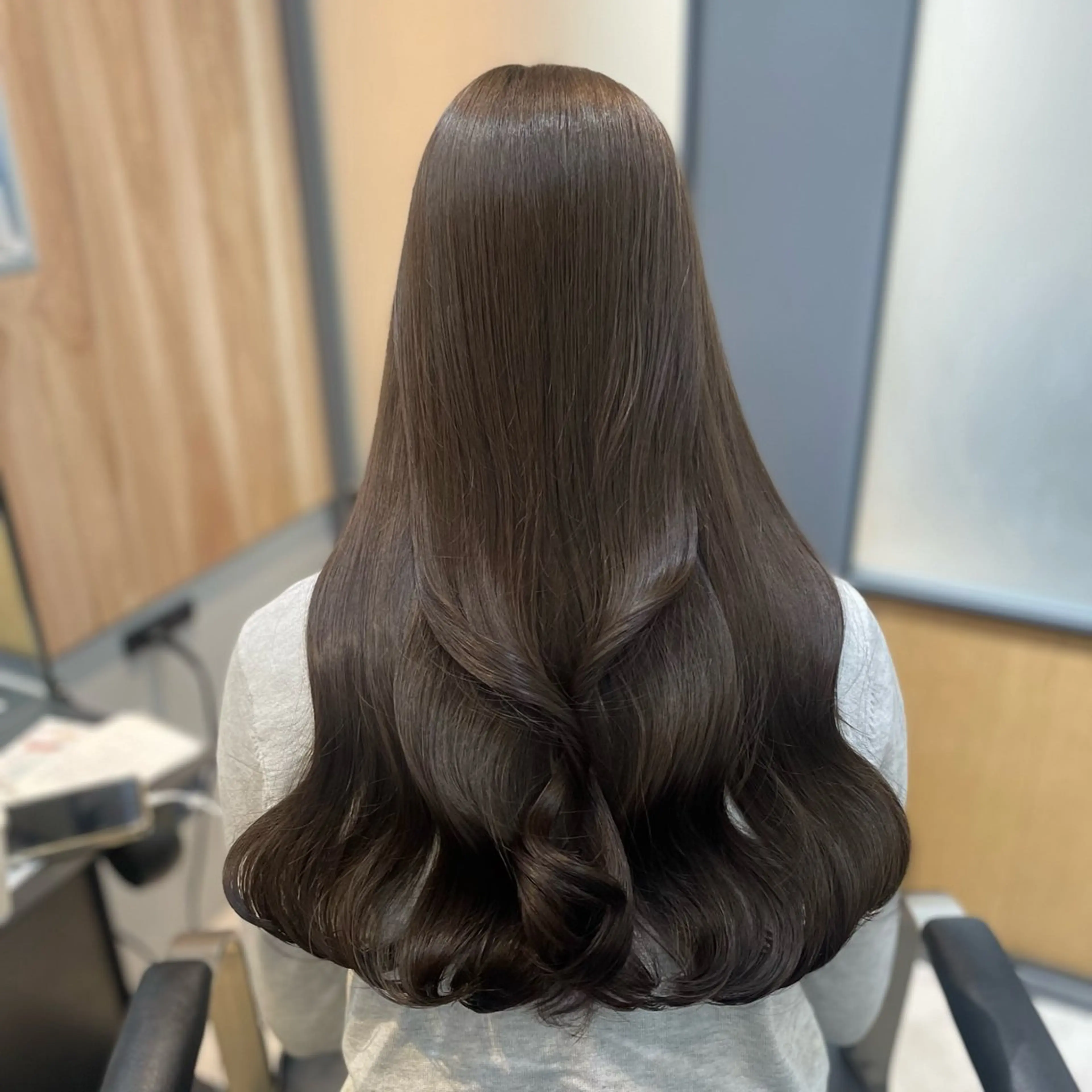 初カラーにおすすめ🌸　【ミニモ学割】似合わせカット＋ブリーチなしダブルカラー　オリーブベージュ/ミルクティー/ベージュの写真