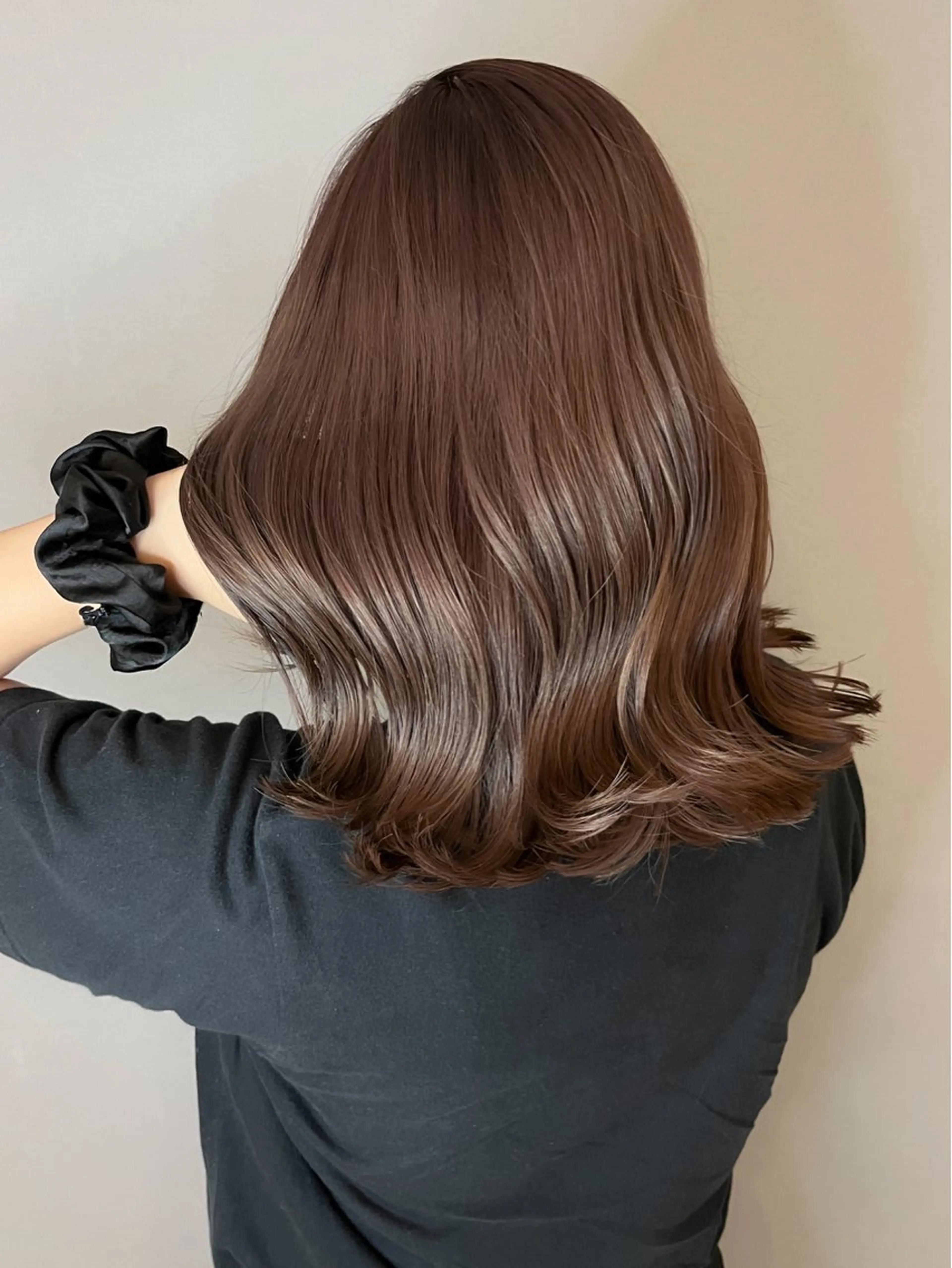 ミディアム カラー カット ヘアカラー トリートメント 坂本 理輝のヘアスタイル