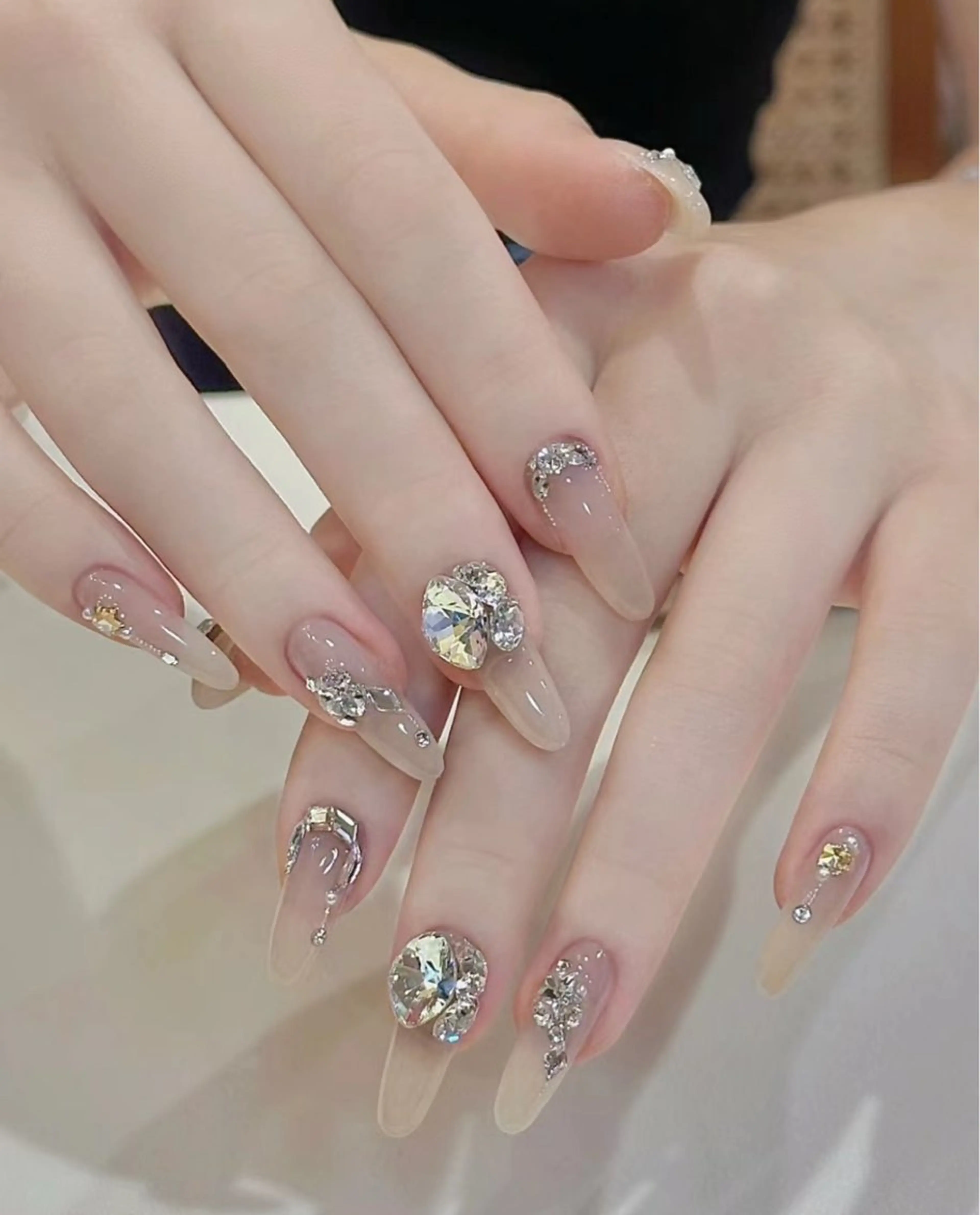 【ソフトオフ込み、ケア付き】チップ長さだし10本➕デザイン➕パーツ付き放題の写真