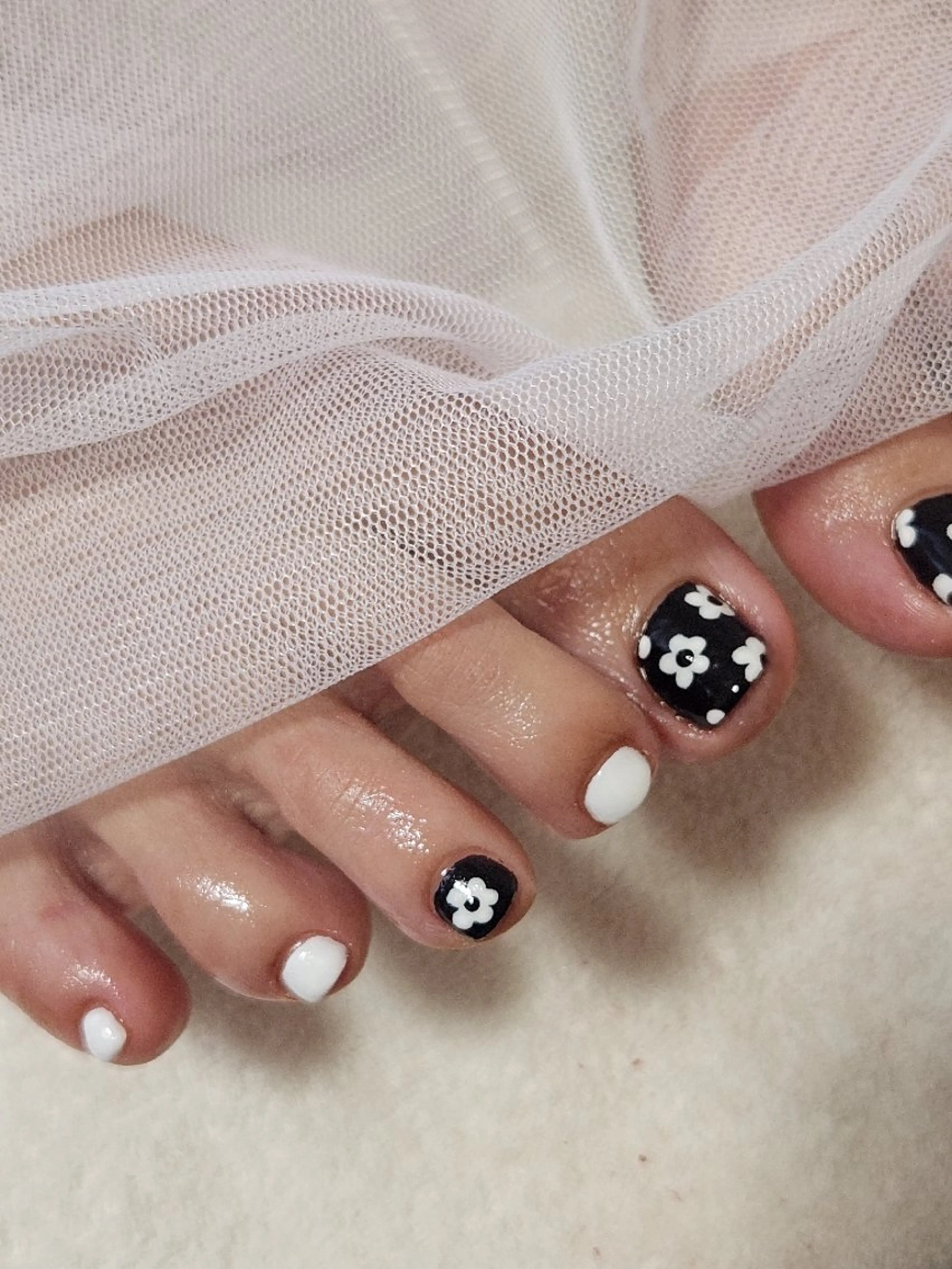 ネイル アートネイル フラワーネイル フットネイル ジェルネイル ガーリー Nailroom3  古屋明美のネイルデザイン