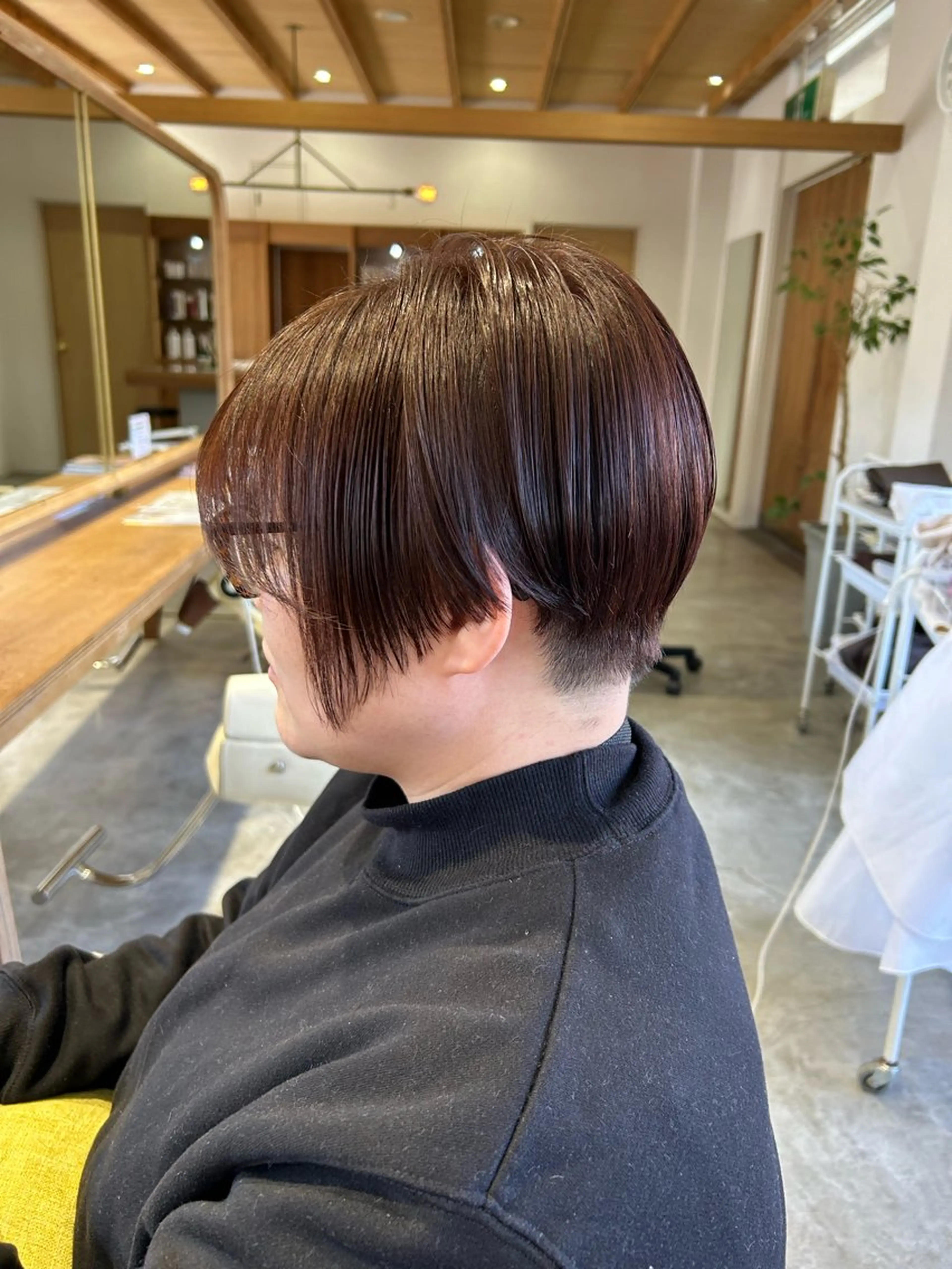 ショート カラー ブリーチ ブリーチなしカラー ショートヘア トリートメント カット 佐藤悠生/ メンズカット．パーマのヘアスタイル