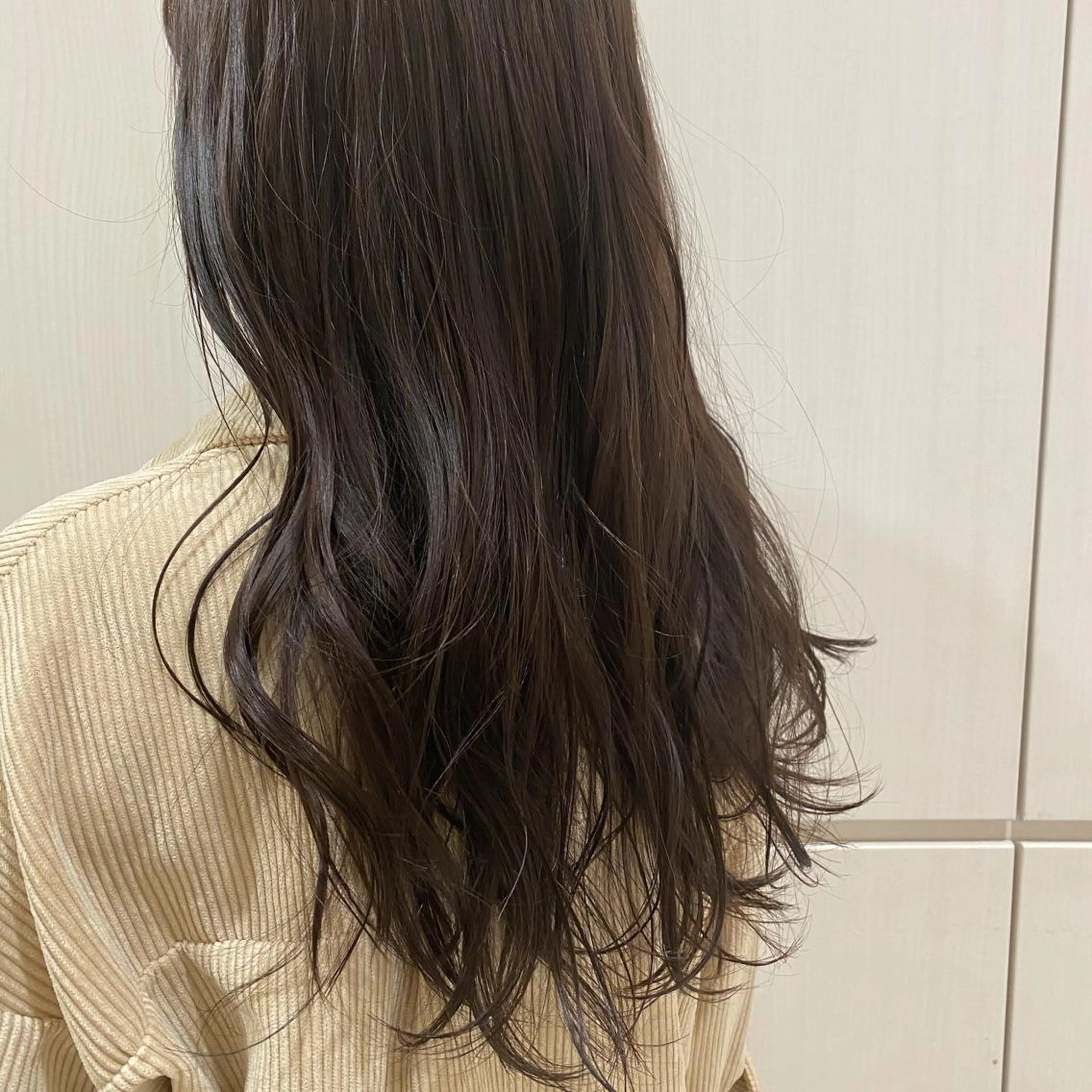 ロング カラー MITSUKI🤍 モテ髪×韓国レイヤーのヘアスタイル
