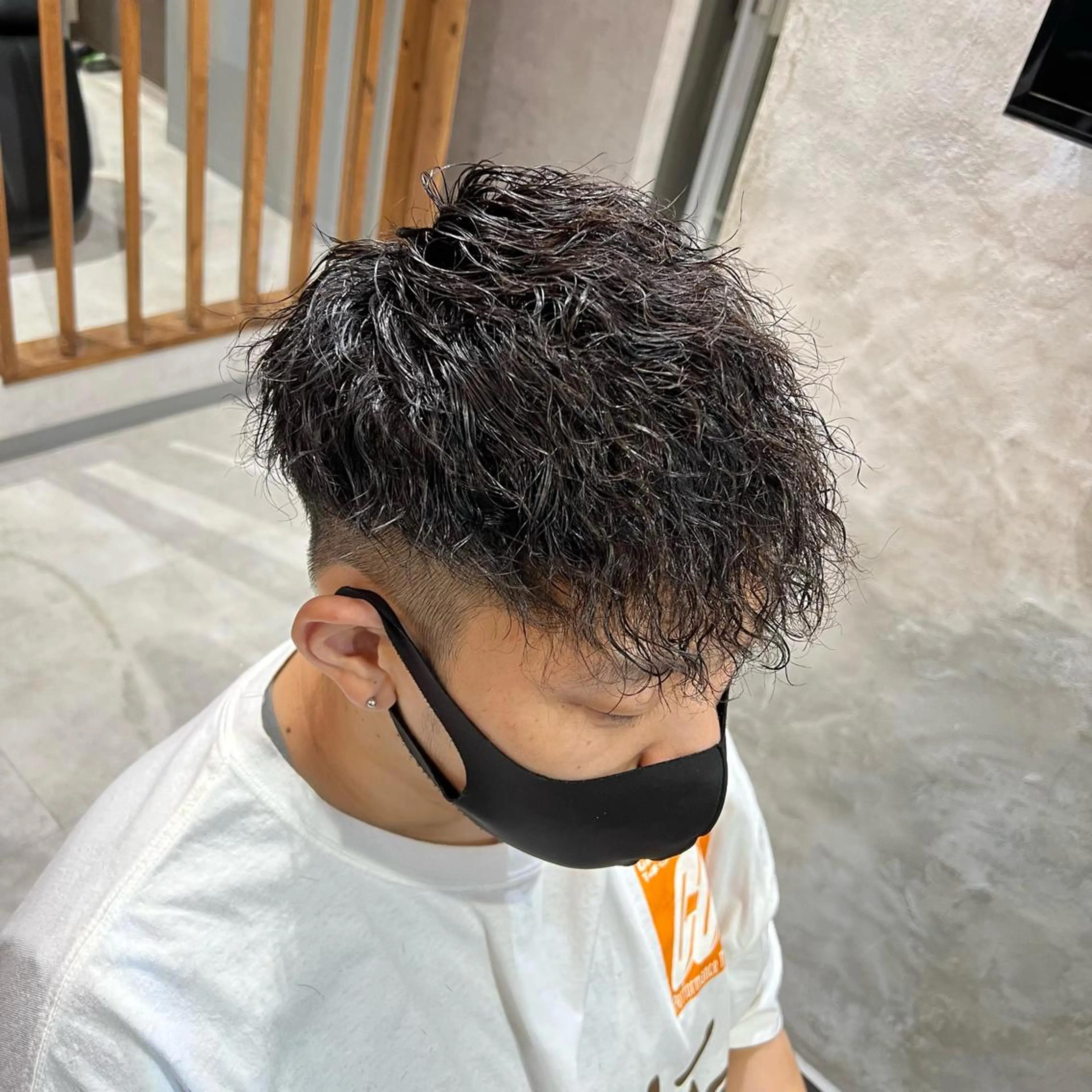 ショート パーマ メンズ メンズパーマ メンズツイストパーマ ショートヘア ツイストパーマ パーマ たける/パーマ /艶髪/ハイライトのヘアスタイル