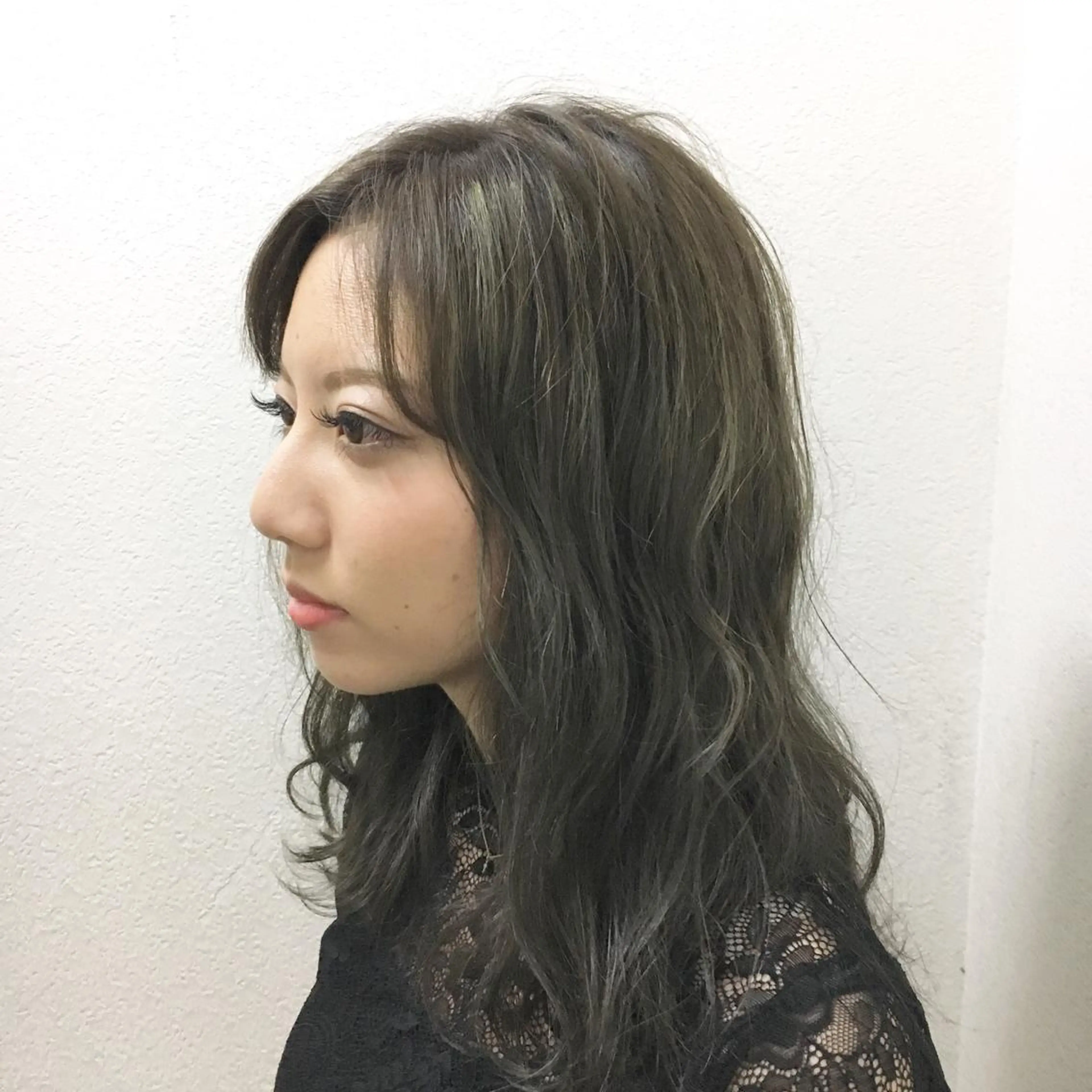 ミディアム カラー アディクシーカラー 透明感カラー グレージュ ハイライトカラー ハイライト JIL BLAN 京都のヘアスタイル