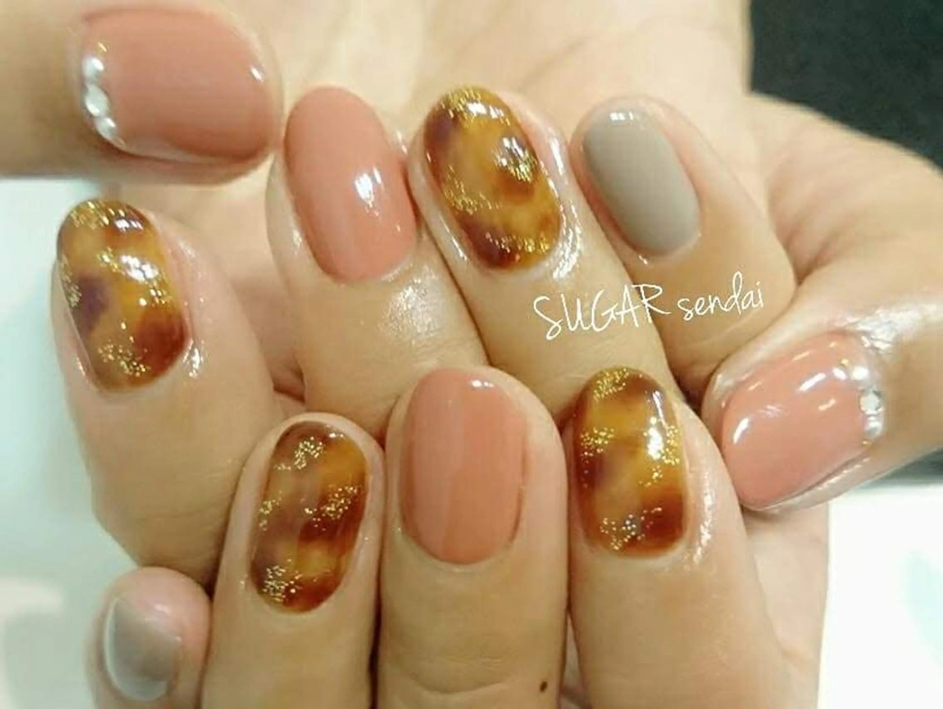 ネイル SUGAR sendai Nail所属・鈴木 ゆかりのネイルデザイン