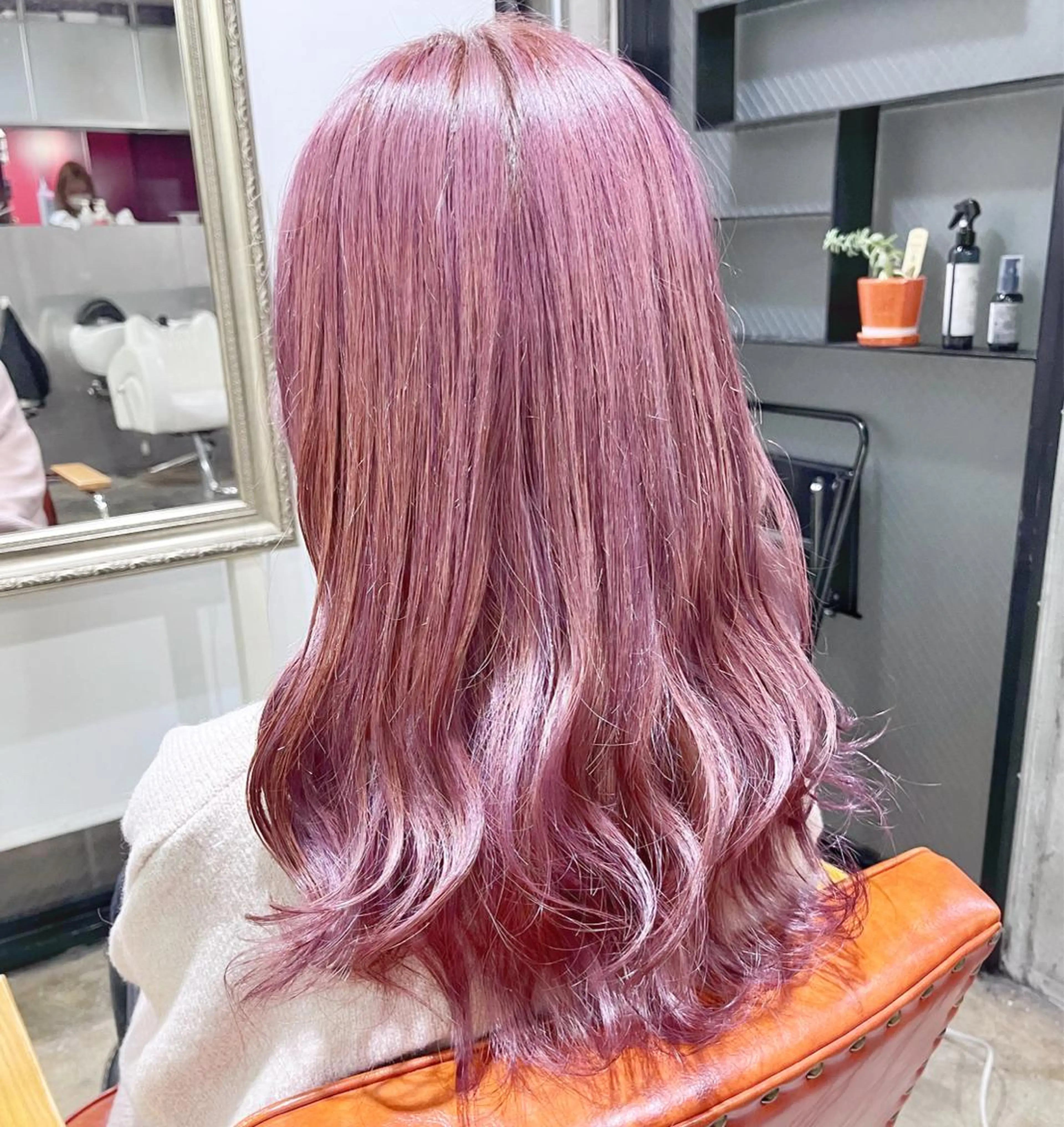 セミロング カラー ヘアアレンジ ブリーチ ヘアカラー ピンクカラー🩷 ヘアセットＮＯ.1のヘアスタイル