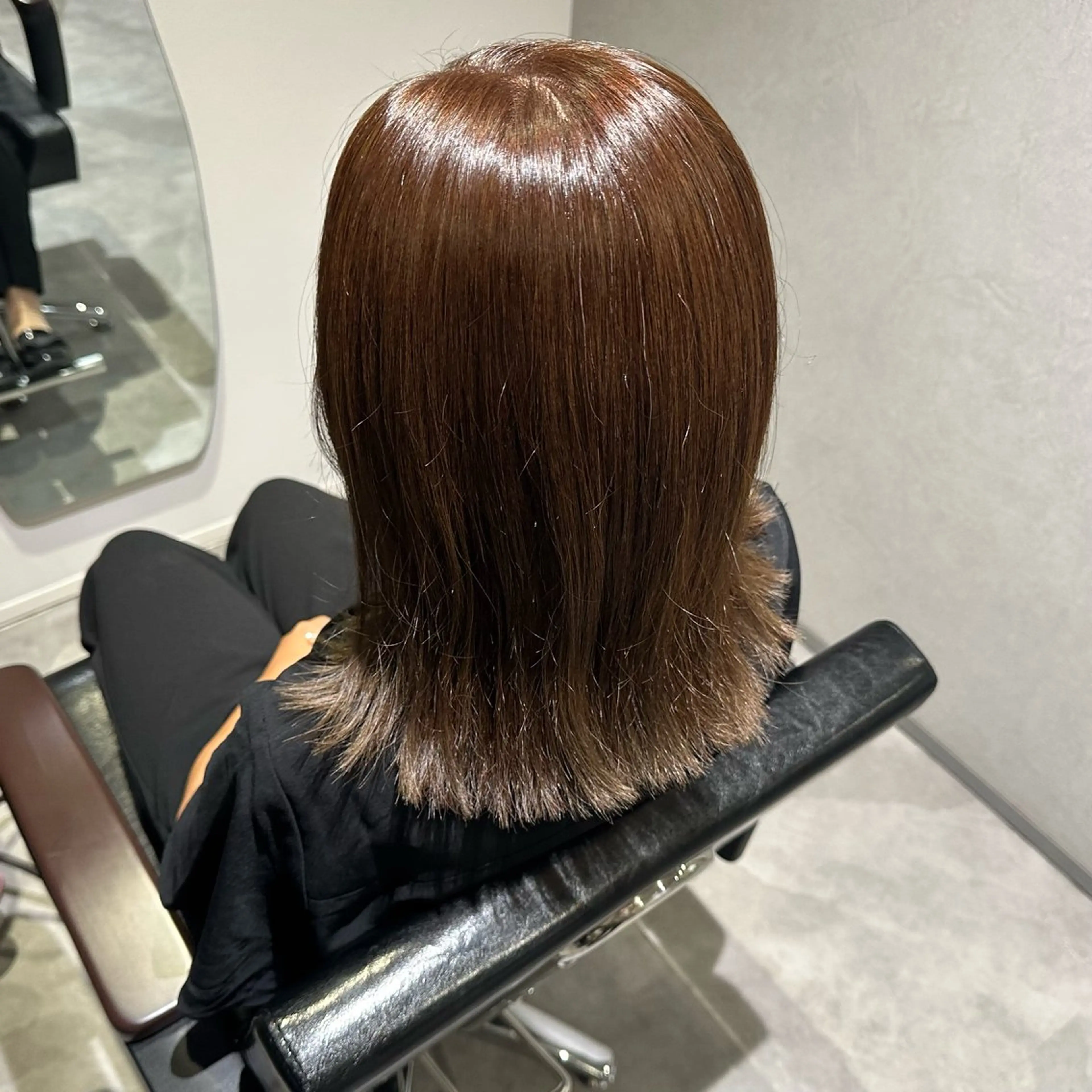 ミディアム カラー ベージュカラー ブリーチ 透明感カラー ブリーチなしカラー ヘアカラー トリートメント 岩本みるか/ 暖色カラー/ベージュのヘアスタイル