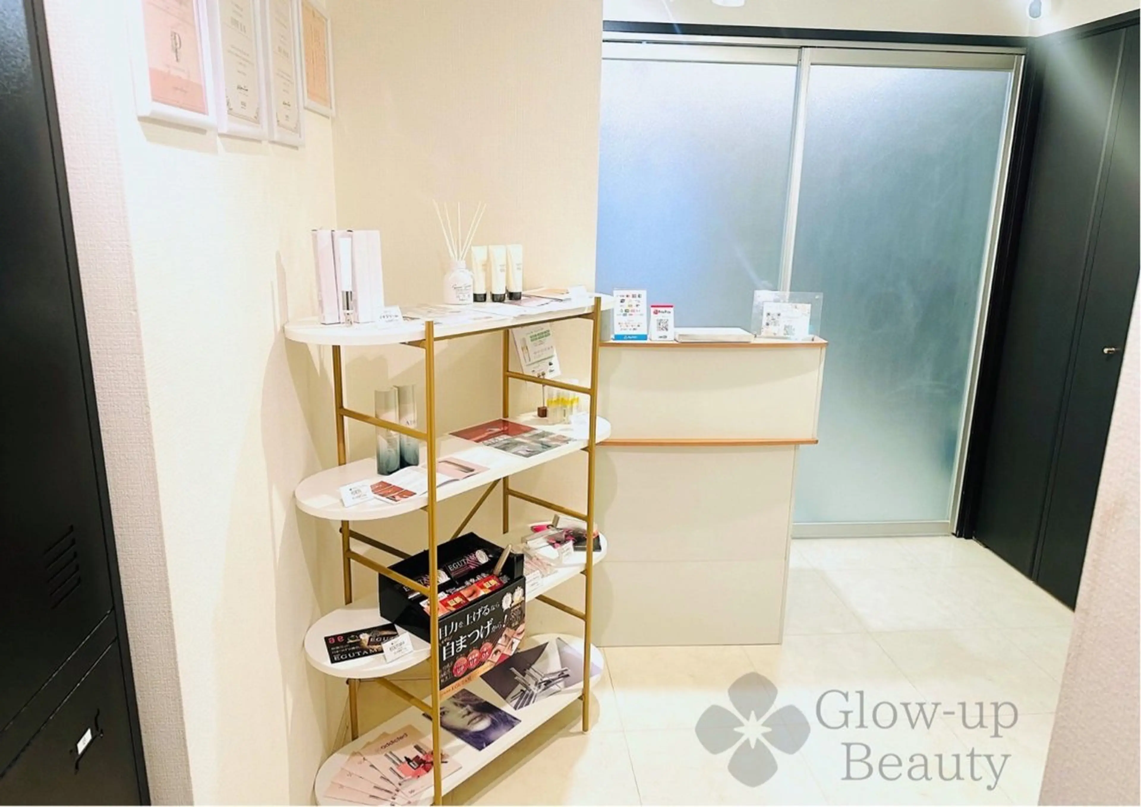 すみれGlow-up Beautyのマツエク・マツパデザイン
