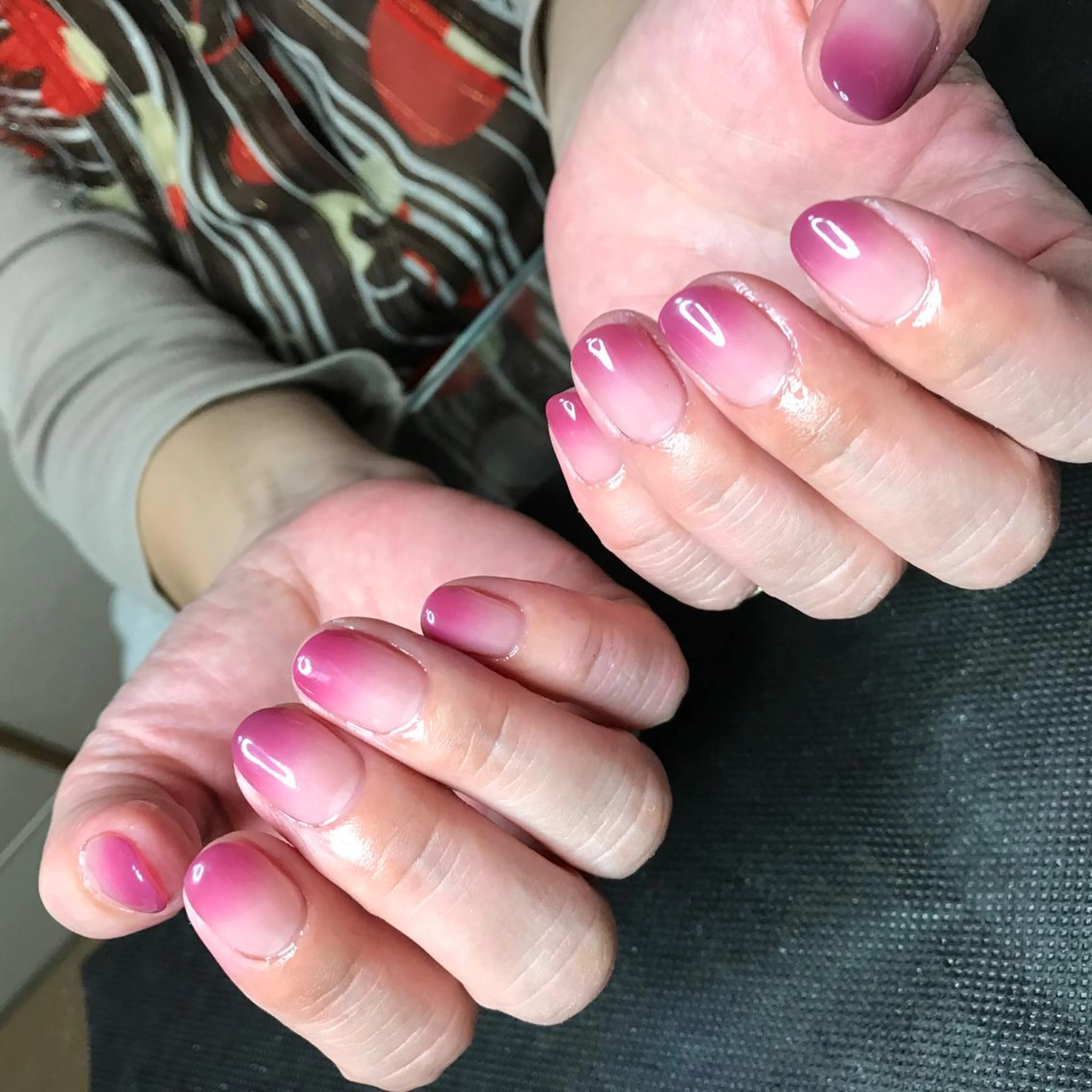 ネイル グラデーション ♡ belleのネイルデザイン