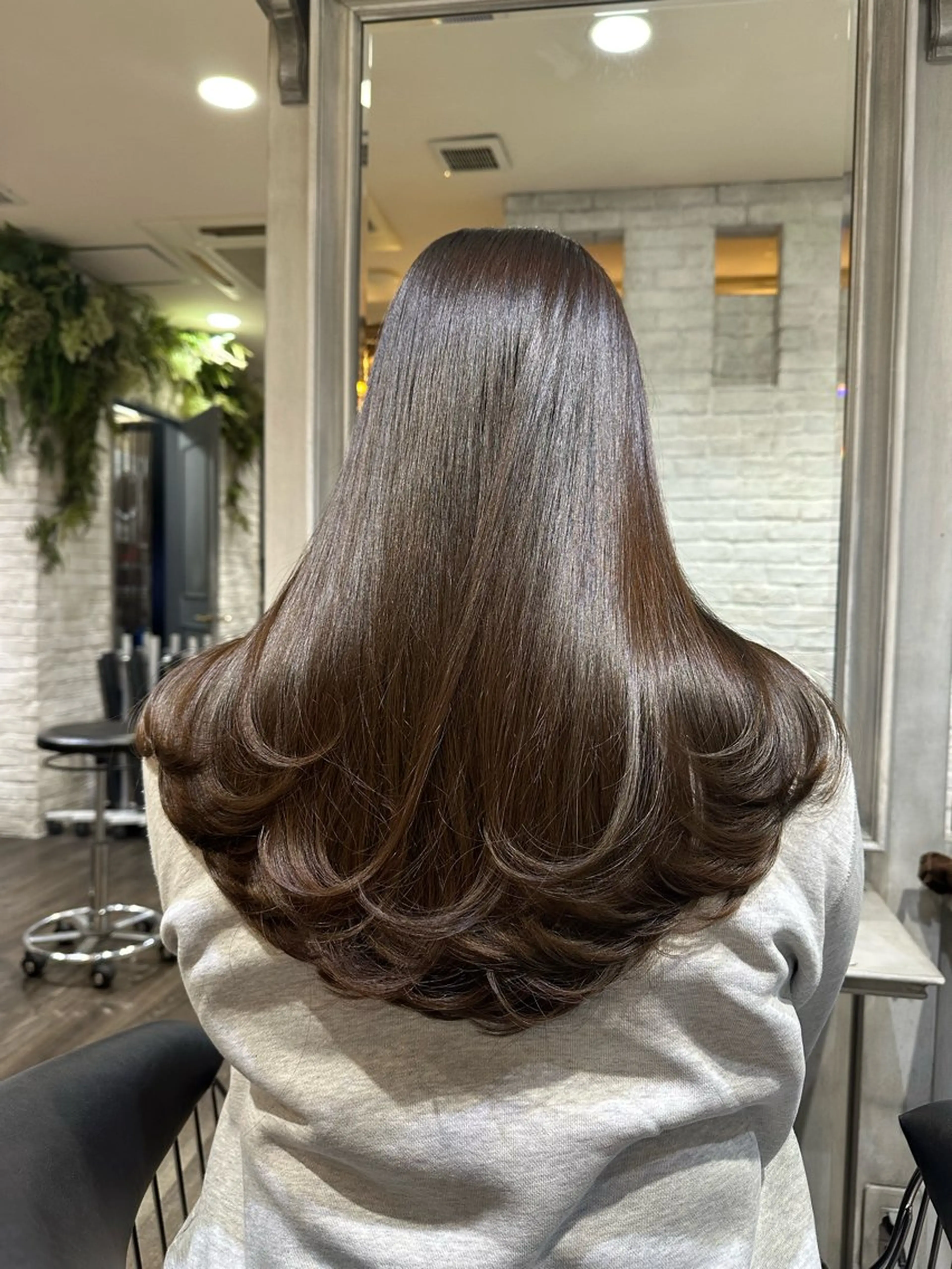 ロング issa academyのヘアスタイル