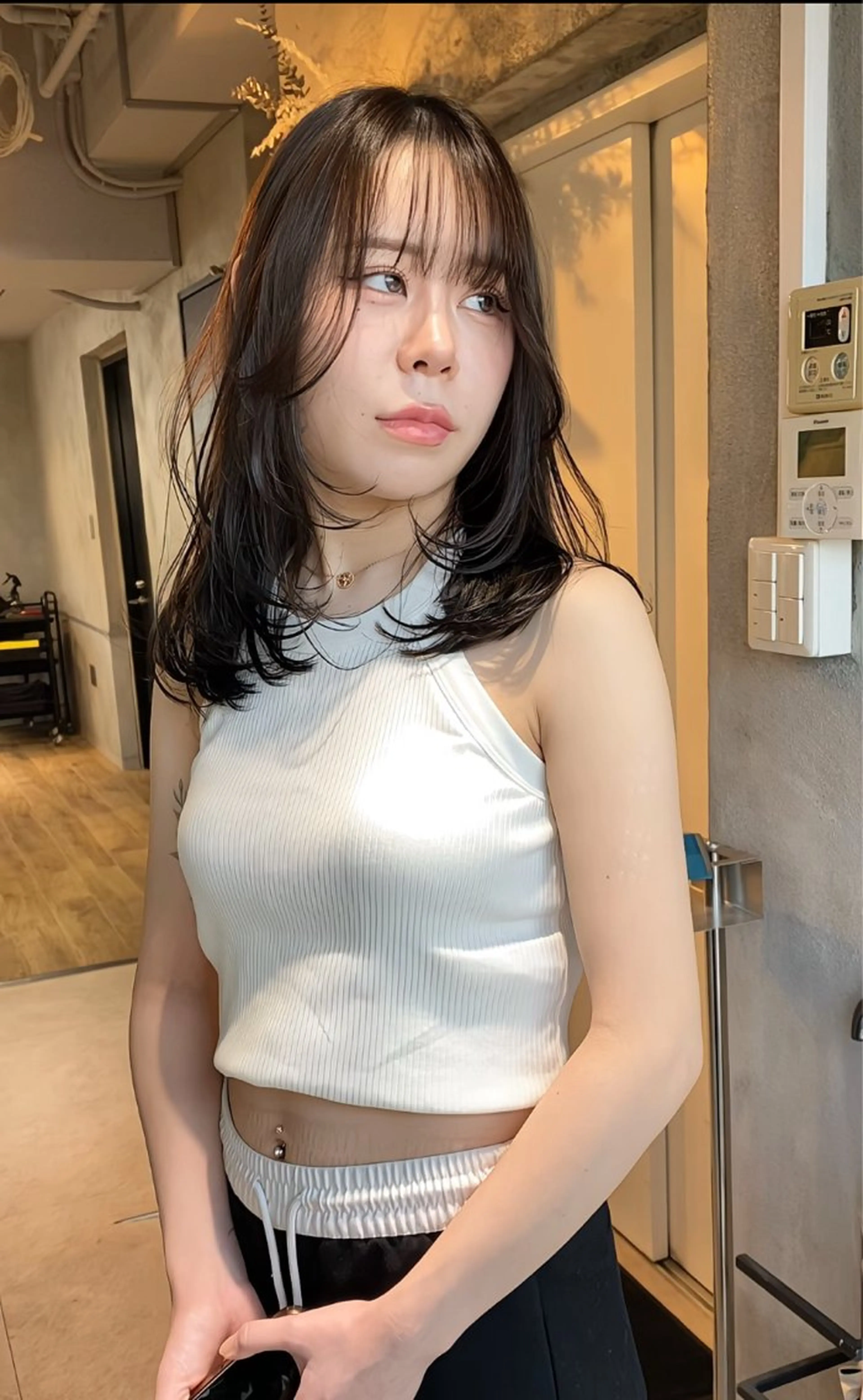 セミロング レイヤーカット カット ヘアカラー FORT所属・透け感•艶感カラー 池本　紘之のヘアスタイル
