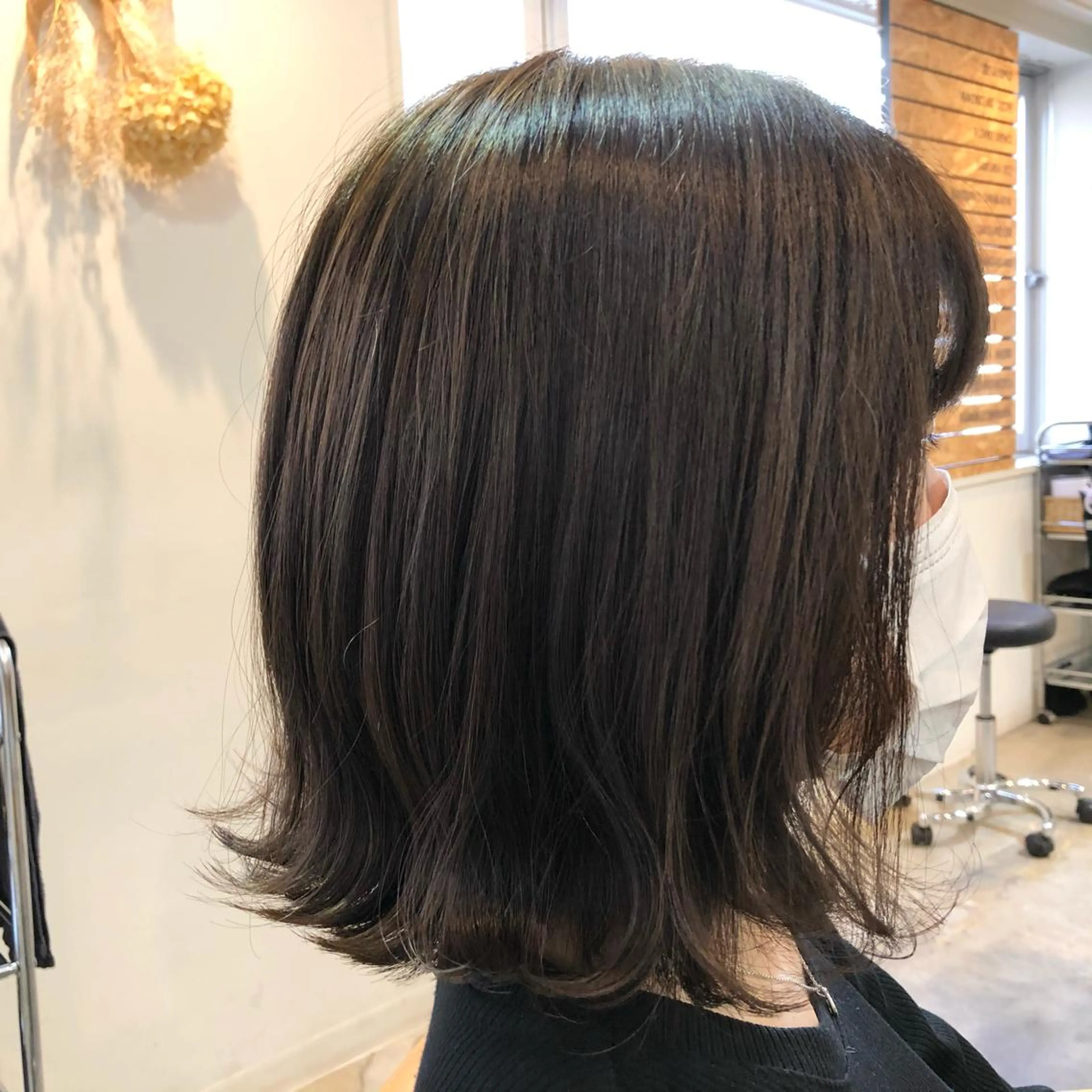 ミディアム カラー ブルーカラー 江里 太介のヘアスタイル