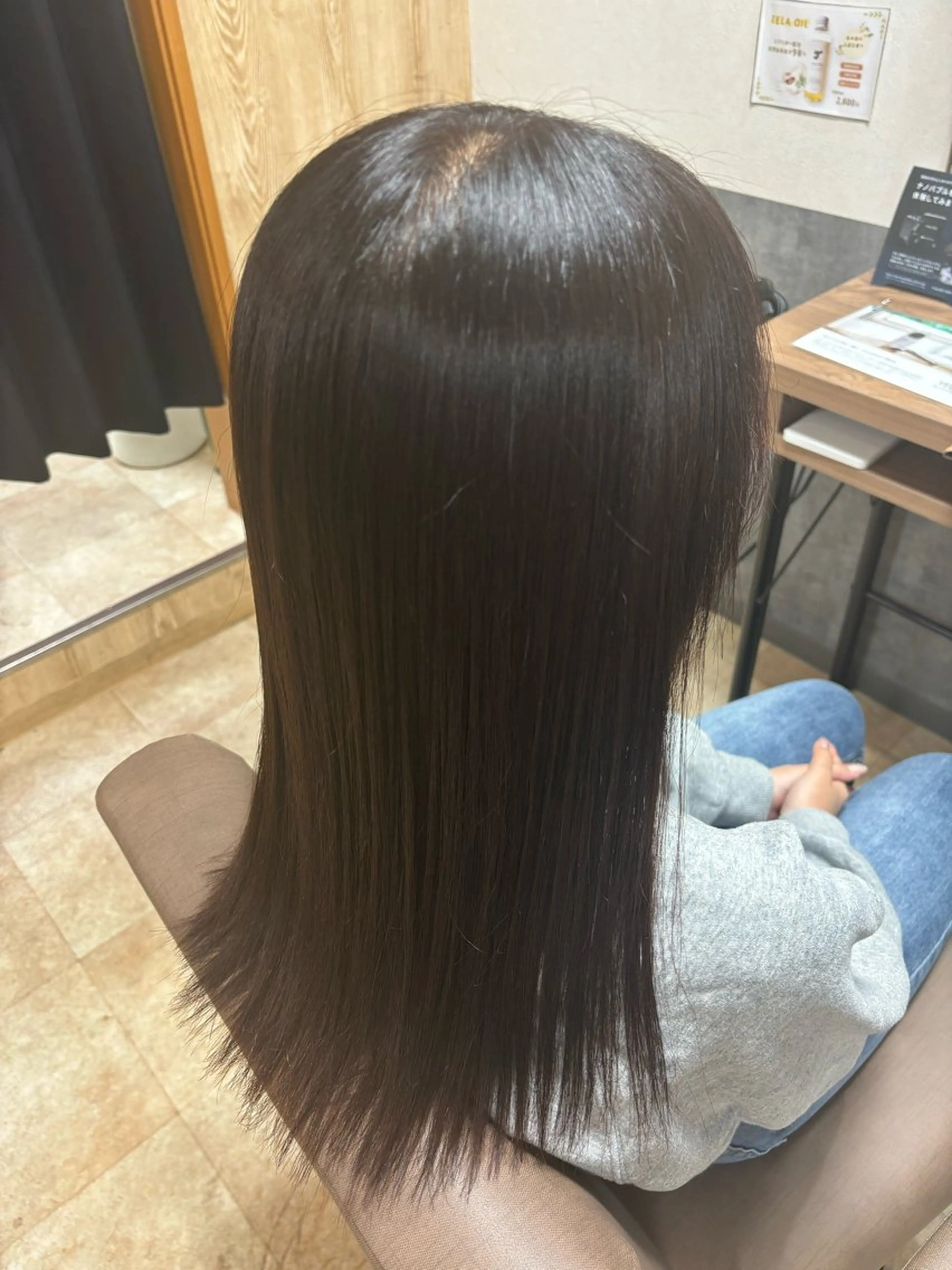 ロング カラー パーマ ブラウンカラー 縮毛矯正 カット ヘアカラー 縮毛矯正 トリートメント 竹内 滉太のヘアスタイル