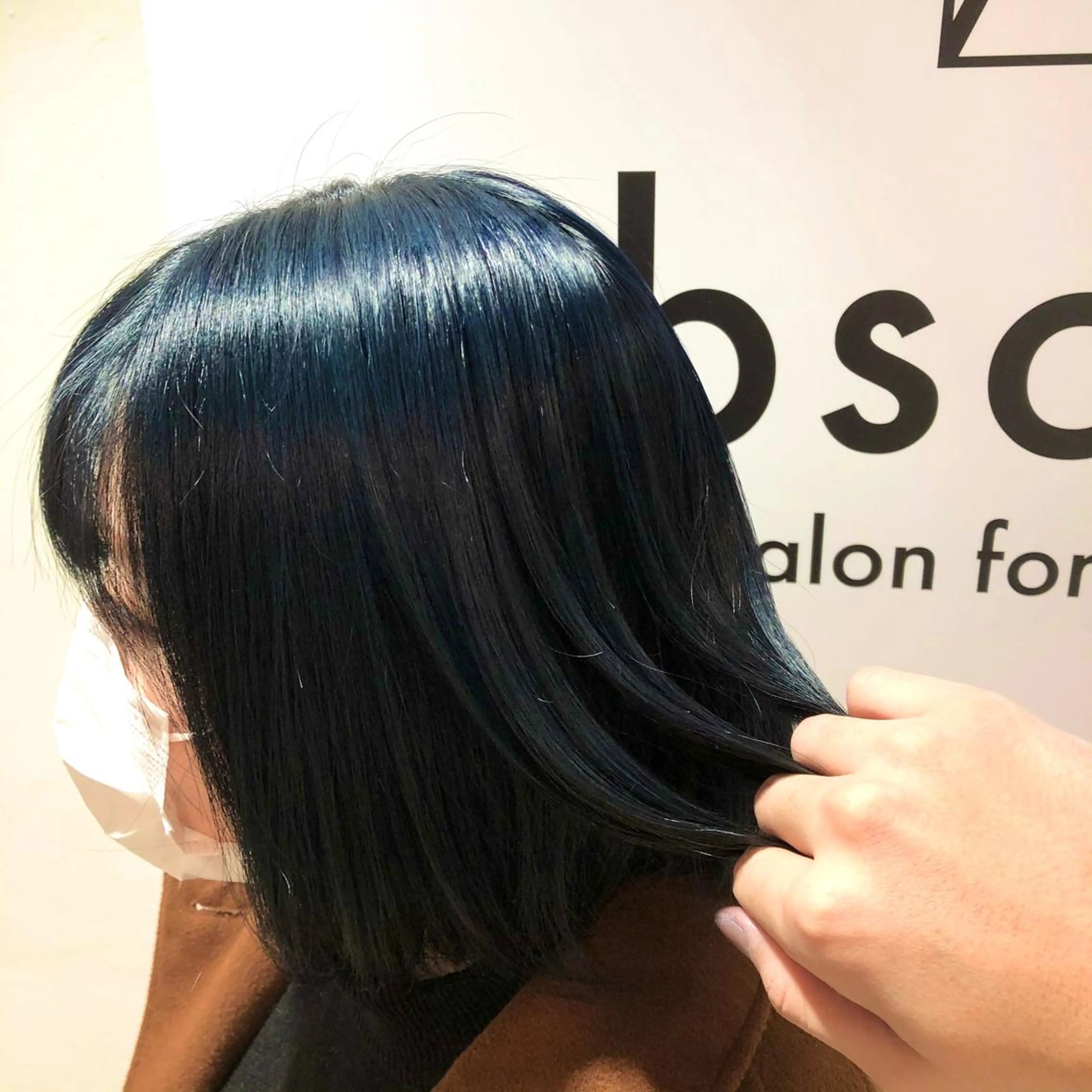 ミディアム カラー ヘアアレンジ 黒髪 ブルーカラー ブルーブラック 🤍韓国レイヤー/ 清楚系🤍拓朗のヘアスタイル
