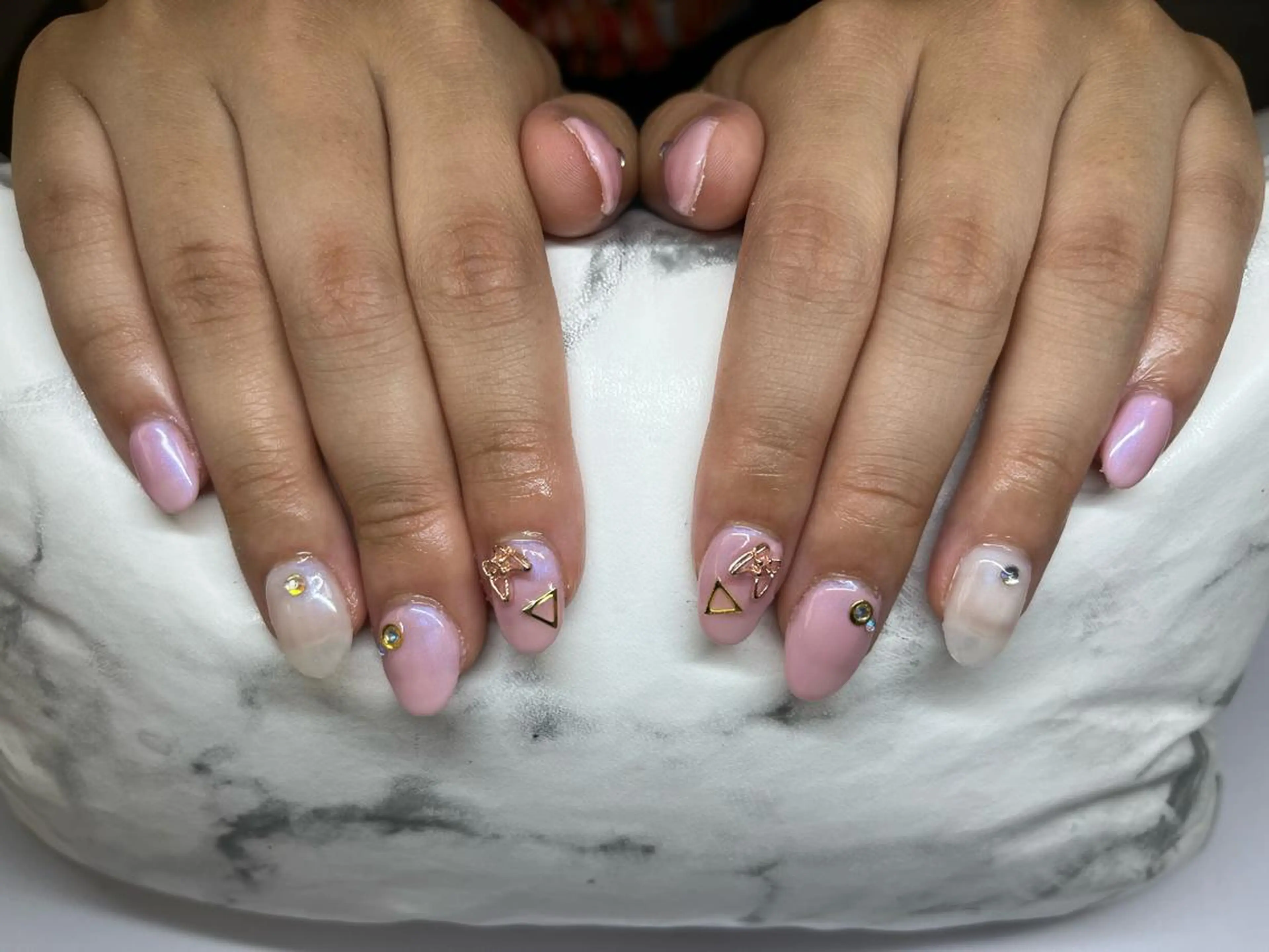 ネイル nail.salon .Reversalのネイルデザイン