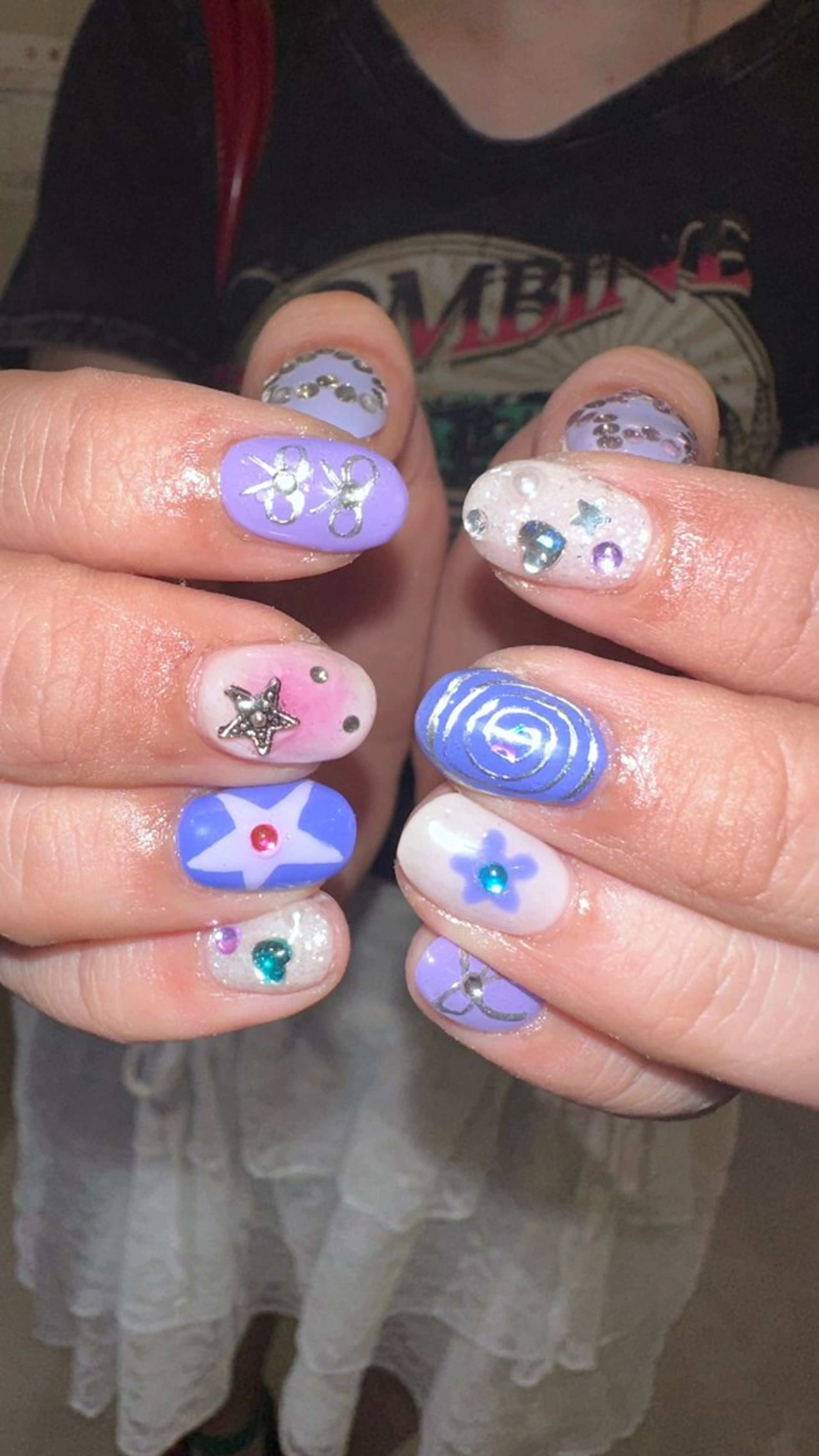 ネイル ハンドネイル 👽個性派ネイル🎀 komachiのネイルデザイン