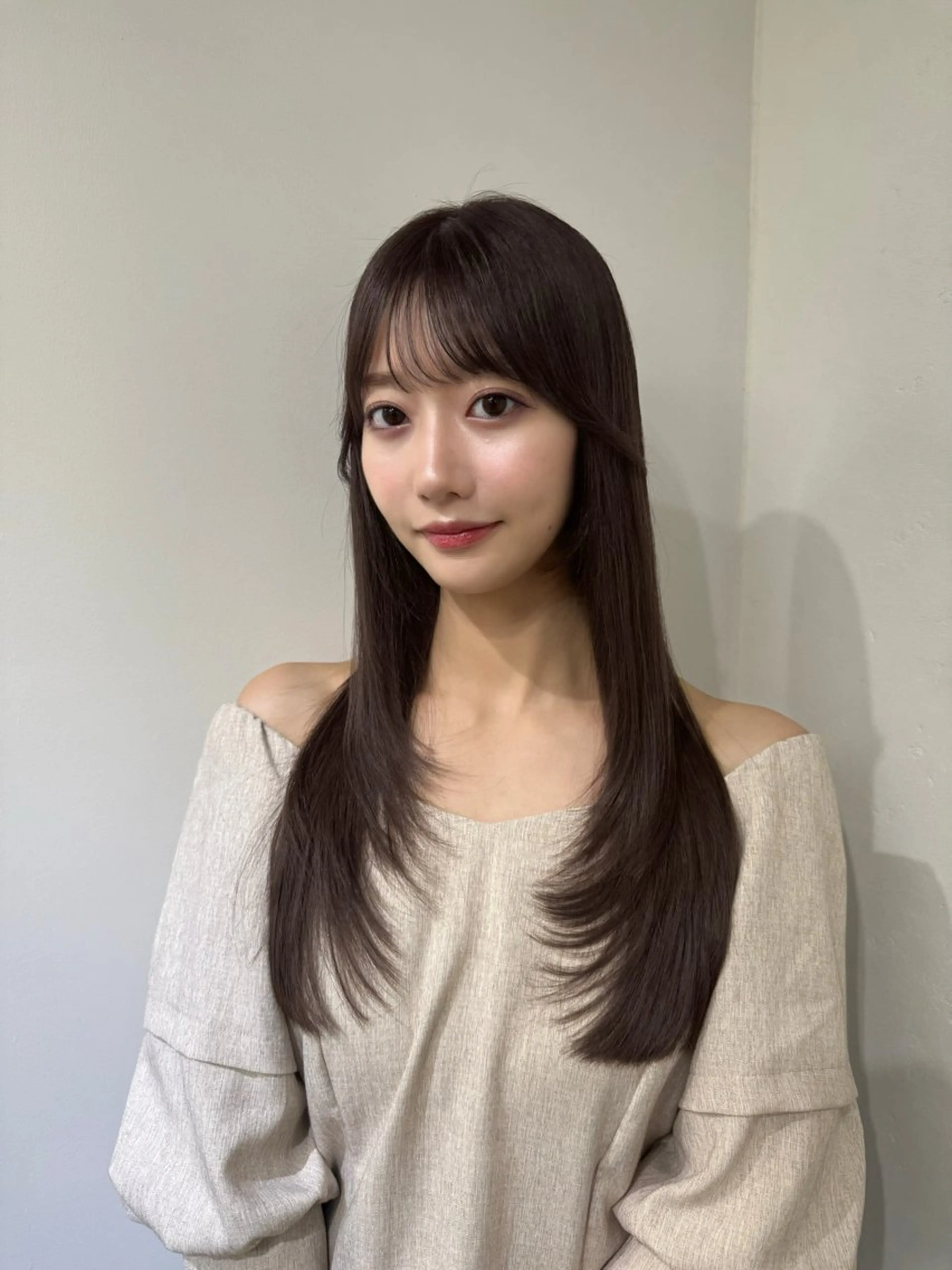 ロング カラー カット ヘアカラー トリートメント レイヤー オリーブ/ ベージュ/添田晃基のヘアスタイル