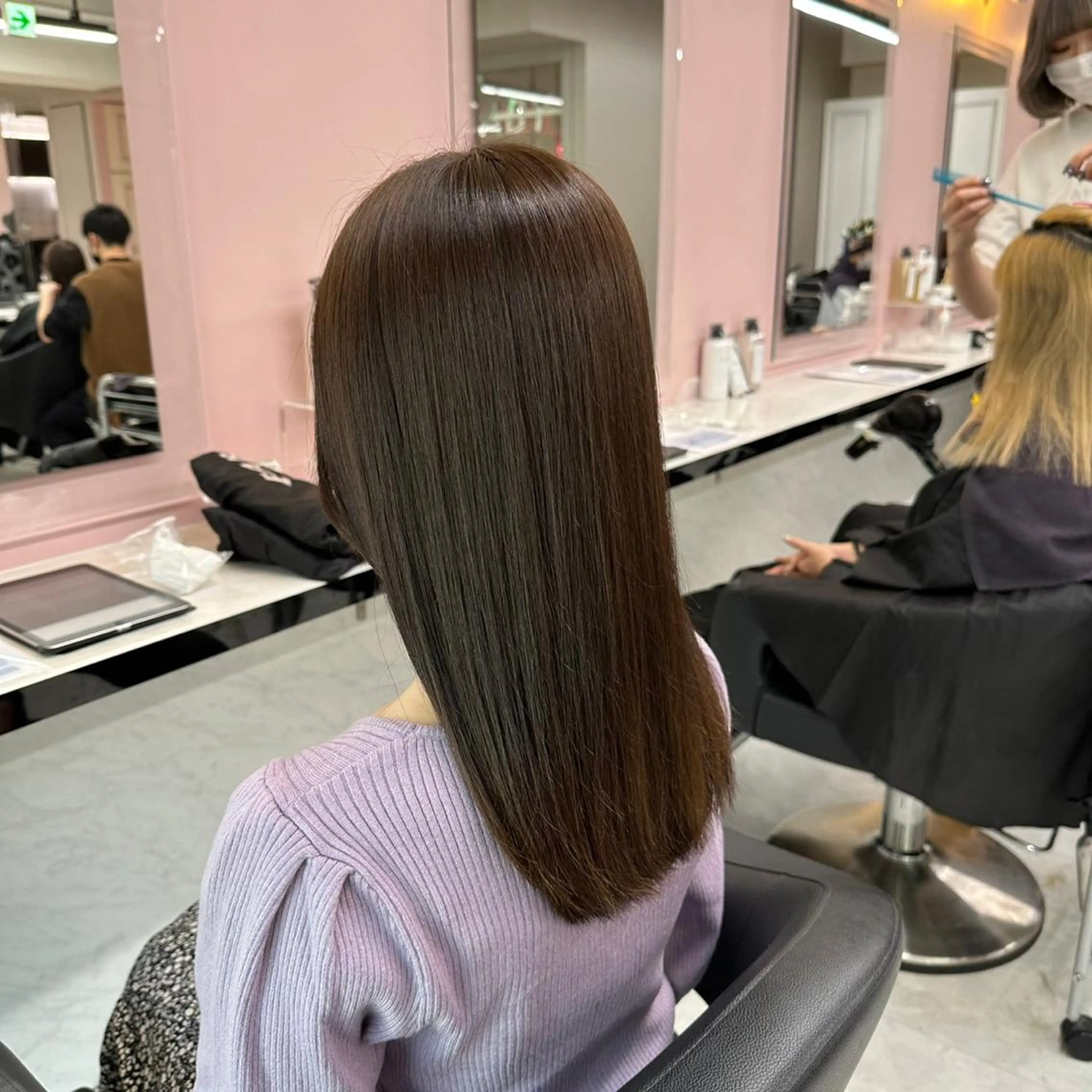 カラー 髪質改善 ヘアカラー トリートメント ヘッドスパ ヘアセット 透明感ベージュカラー ♡上野♡AIのヘアスタイル