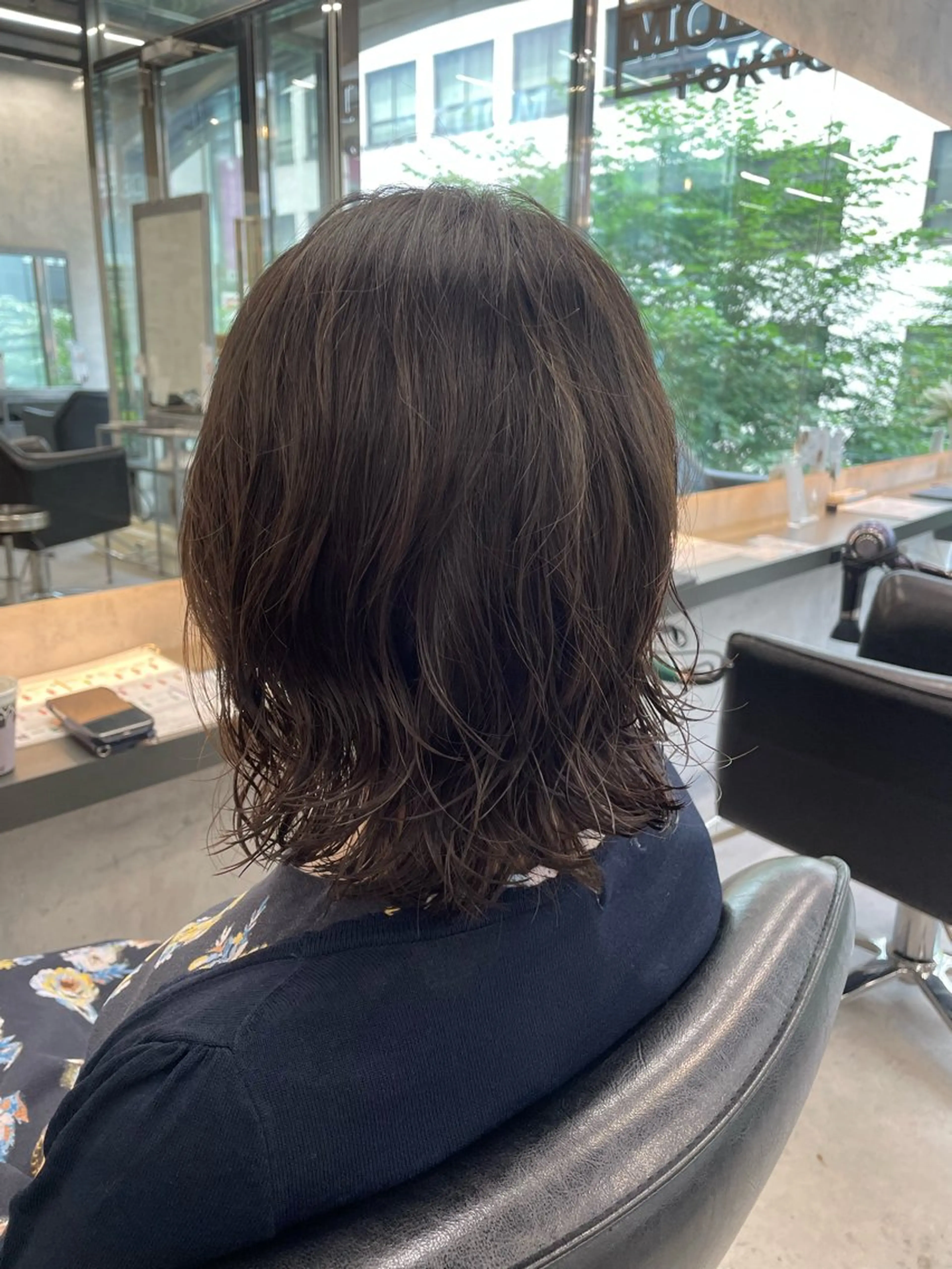 ミディアム パーマ 顔まわり/レイヤー 🌼MIU🌼のヘアスタイル