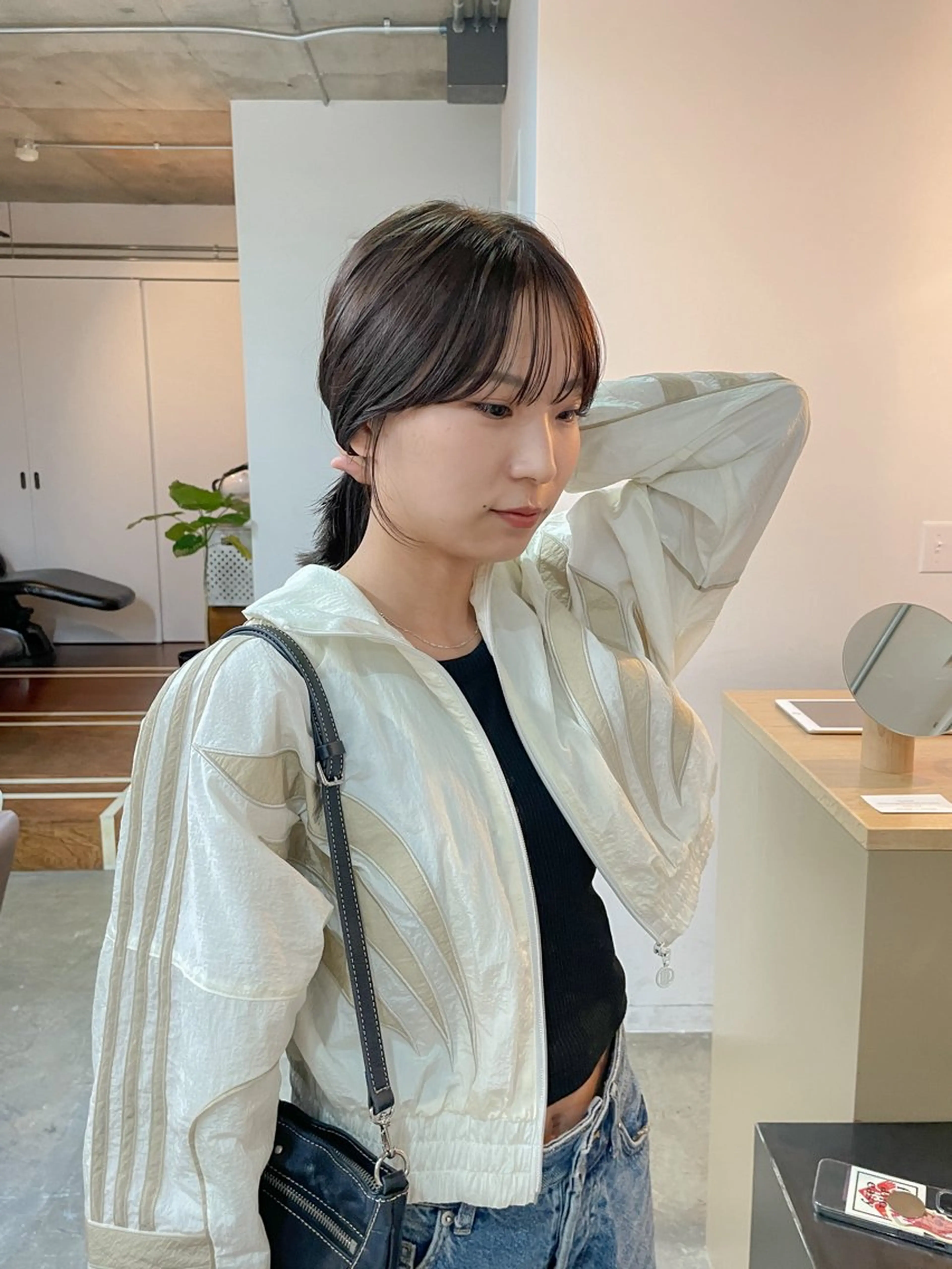セミロング カラー カット ヘアカラー トリートメント 仙田 遥のヘアスタイル