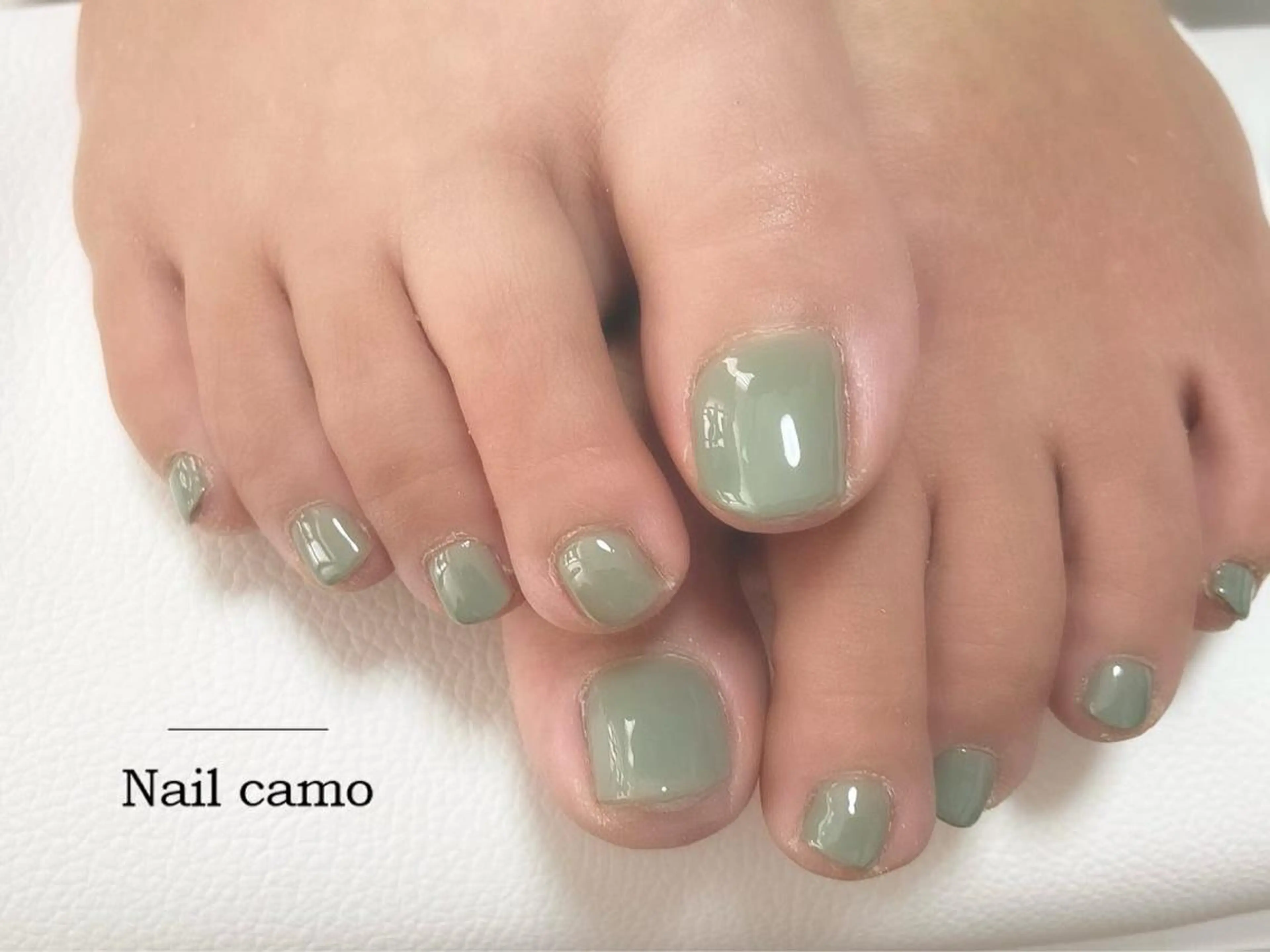 ネイル グリーン ワンカラーネイル Nail camo所属・🌟Nail camo🌟のネイルデザイン