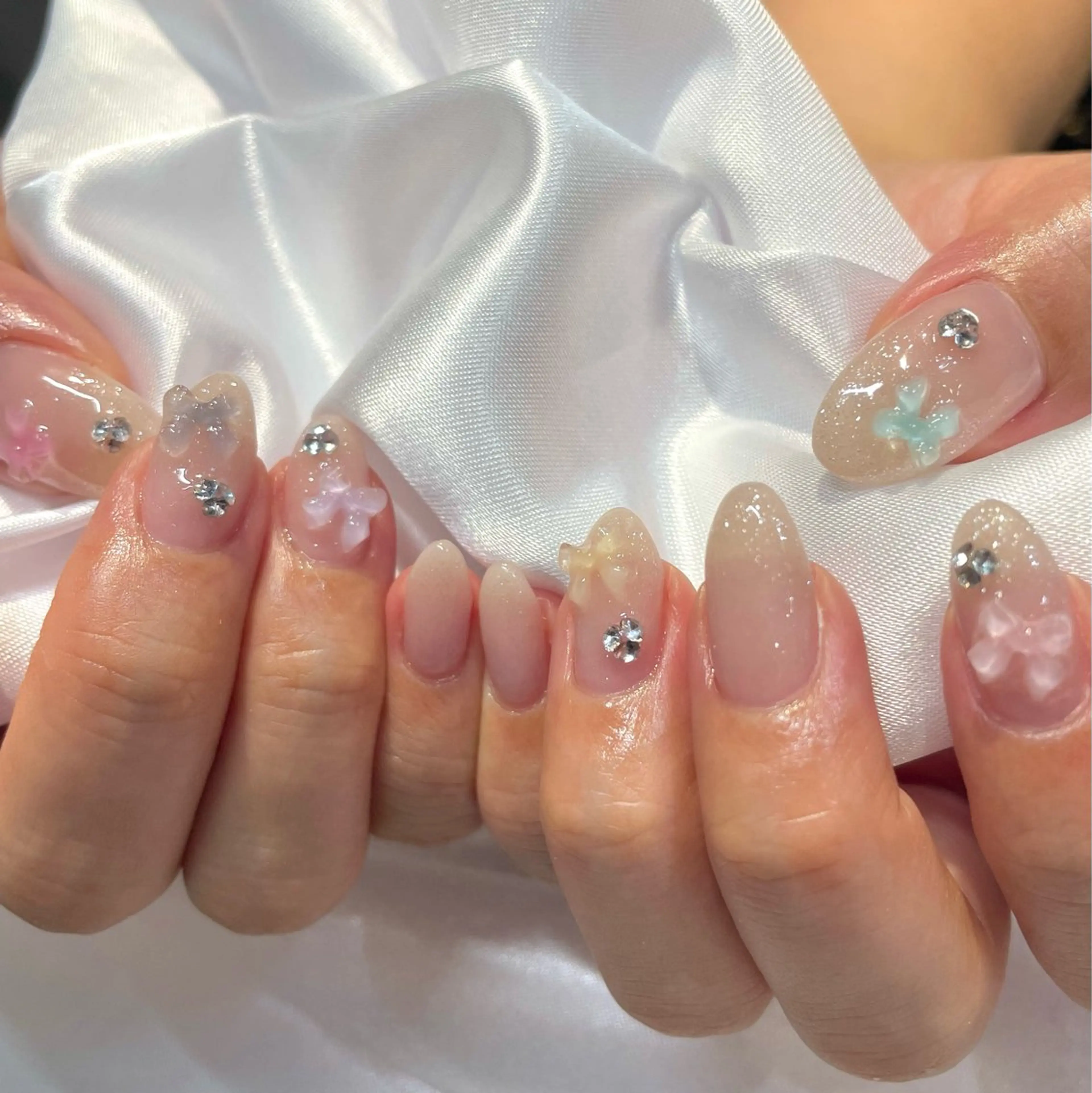 ネイル Twinkling( private salon)所属・伊藤 京香のネイルデザイン