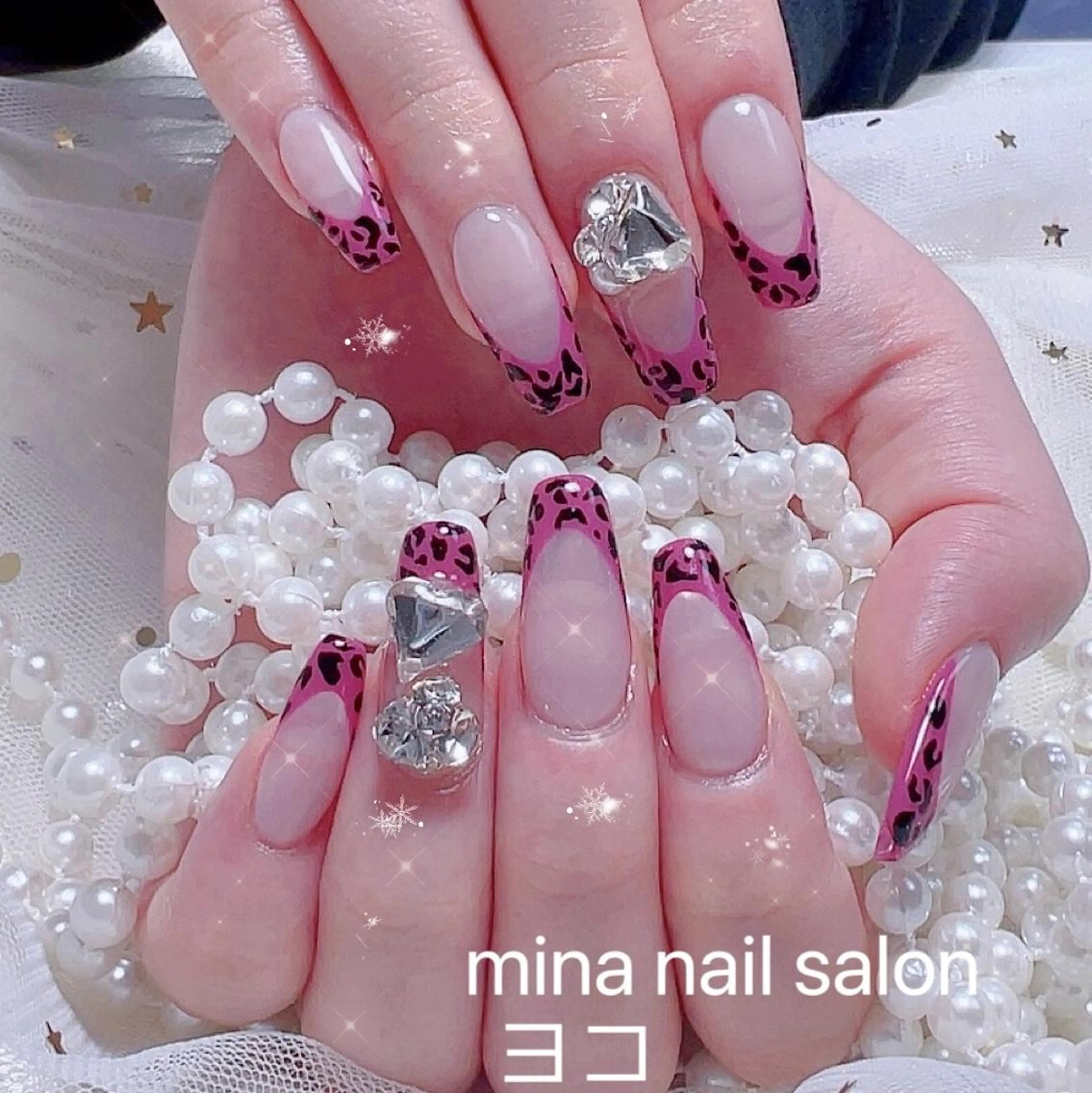 ネイル Mina🧸 韓国風ネイル🎀のネイルデザイン