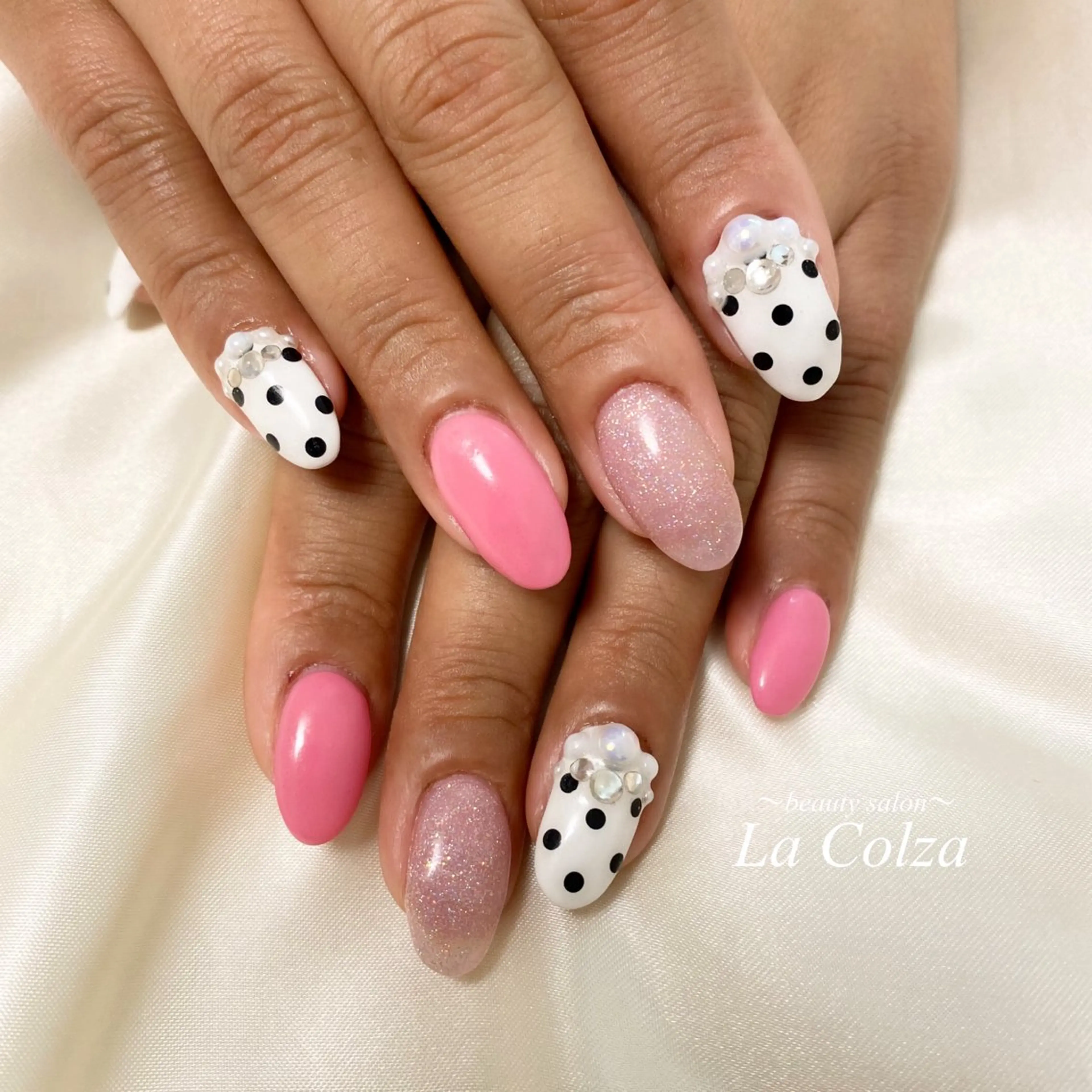 ネイル La Colzaのネイルデザイン