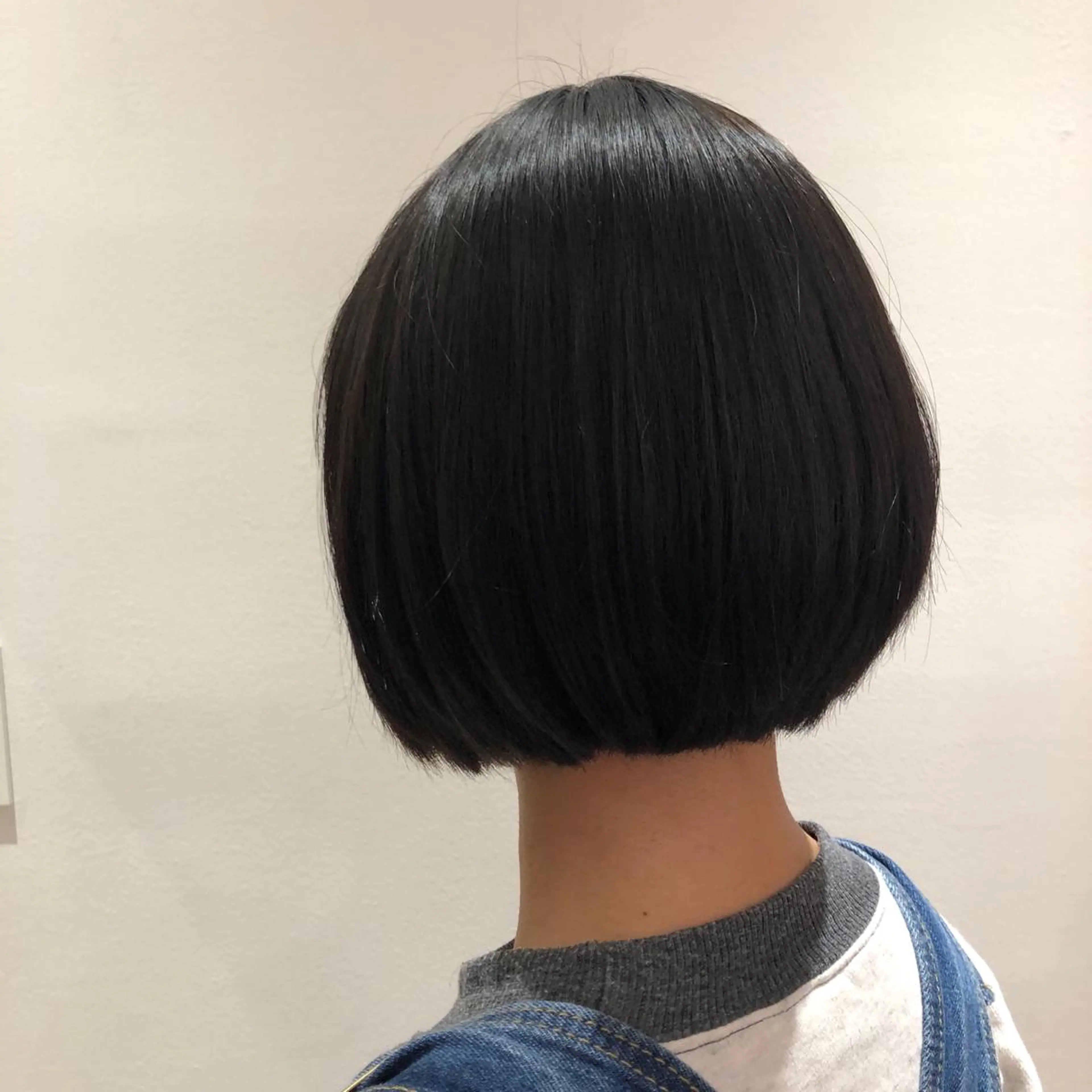 ショート 上平 綾菜のヘアスタイル