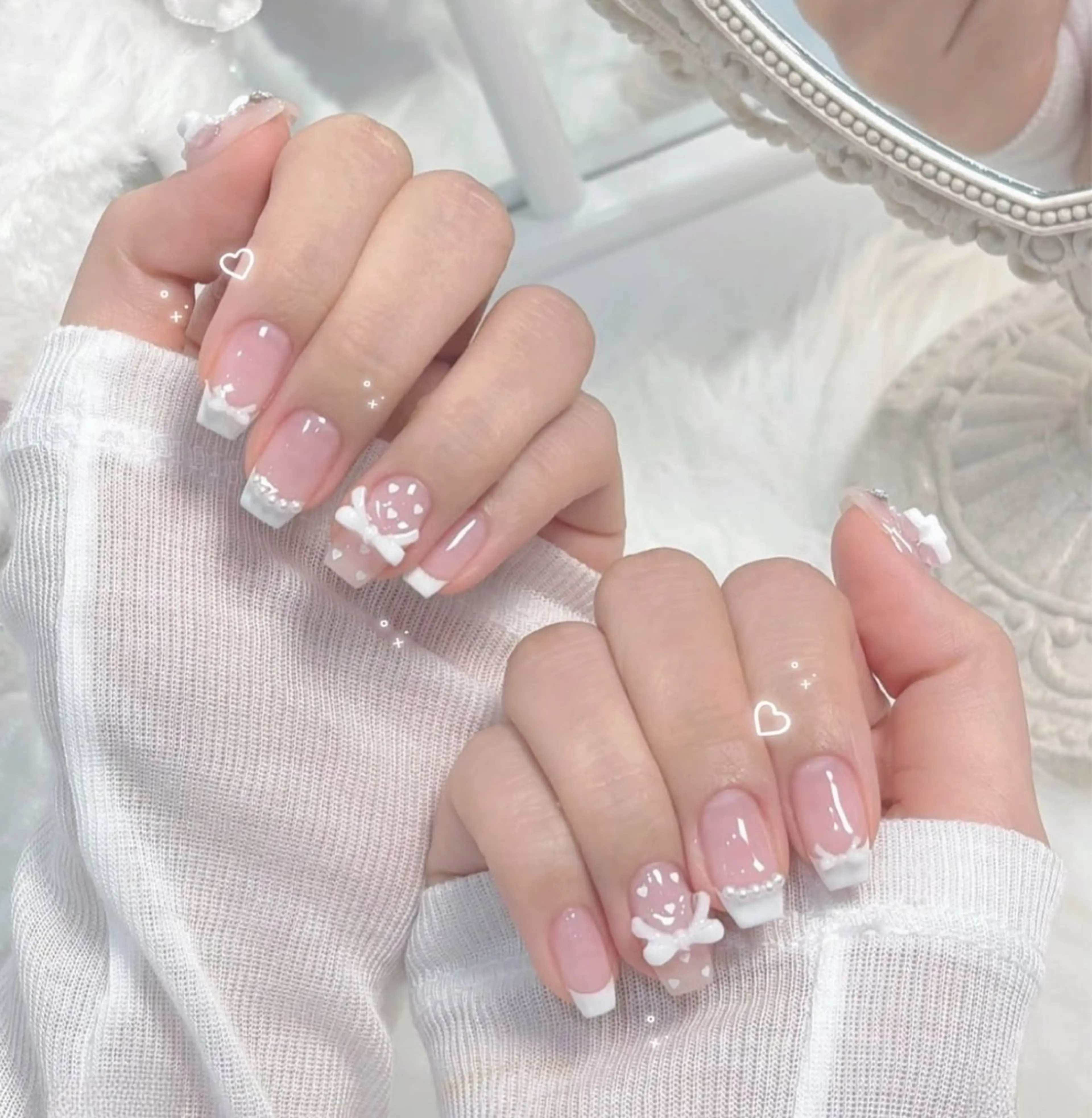 ネイル フレンチネイル キラキラネイル マグネットネイル ミラーネイル ニュアンスネイル ハンドネイル Lyn TA Nailのネイルデザイン