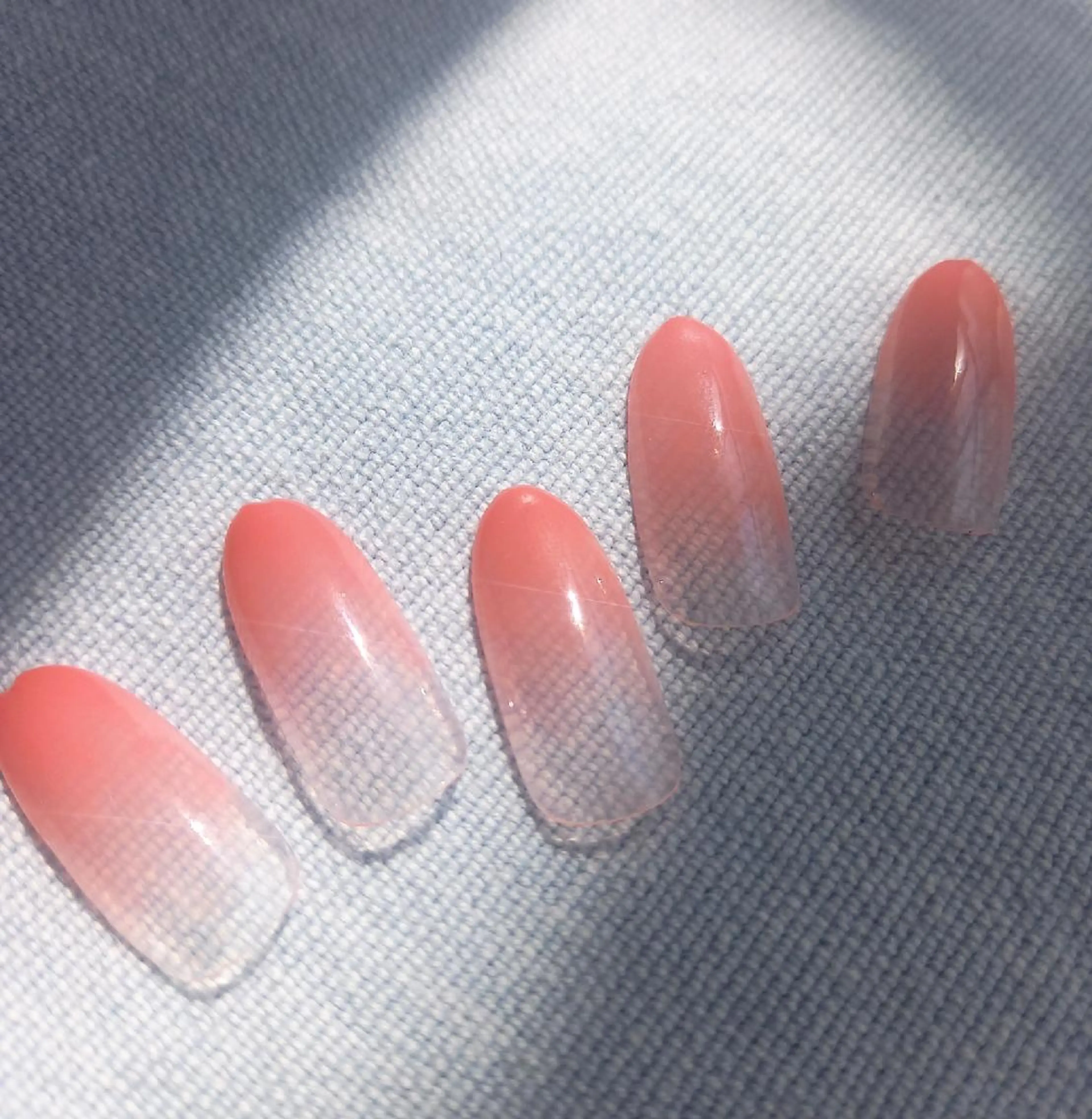 ネイル グラデーション 春ネイル ヘアメイクネイリスト 💄💅hidemiのネイルデザイン